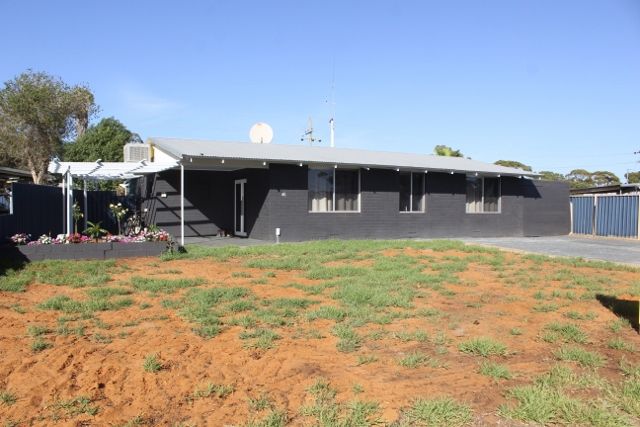 45 Bluebush Road, Kambalda West WA 6442