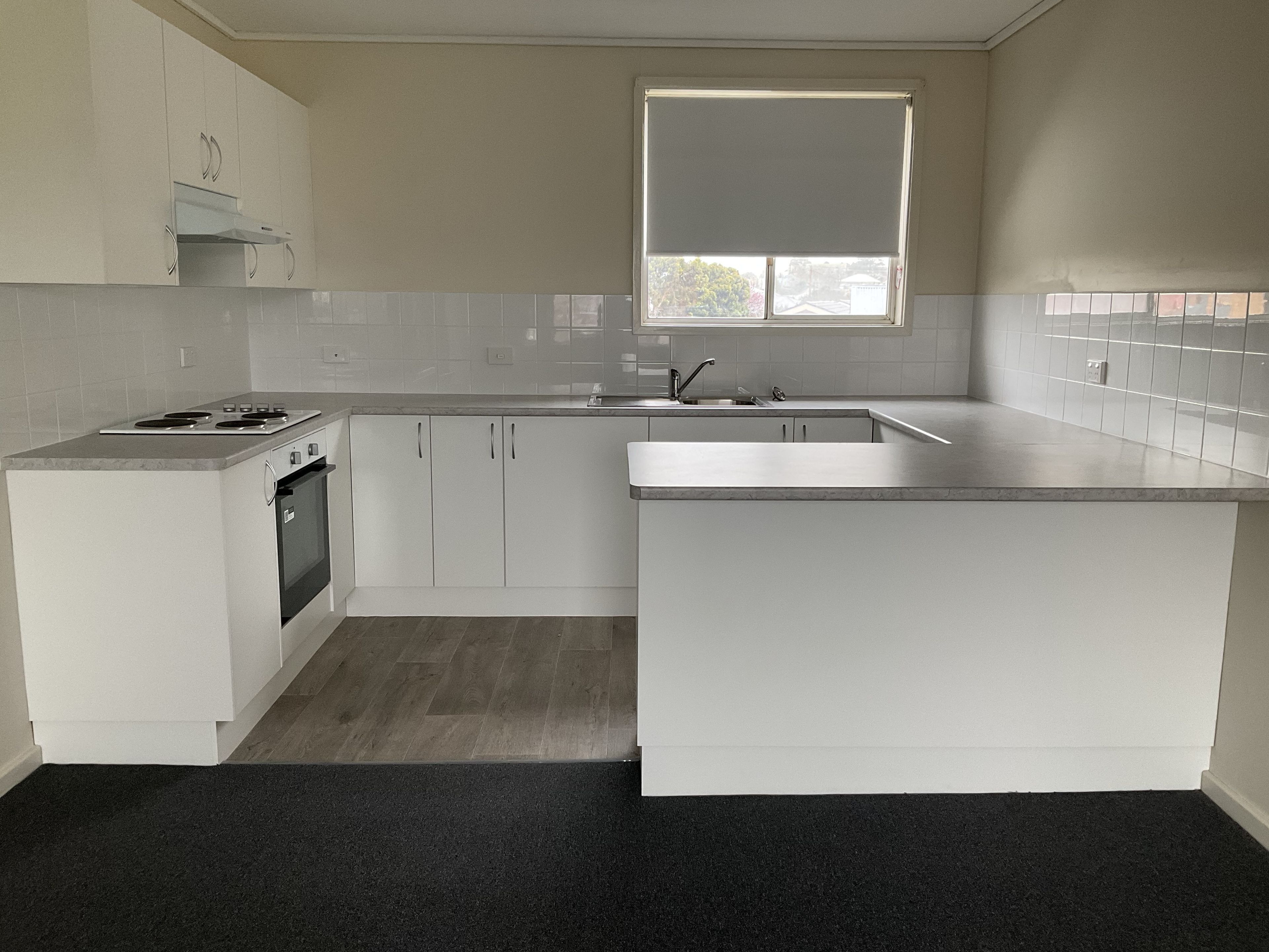 1/82 Lagoon Street — photo 3 of 10