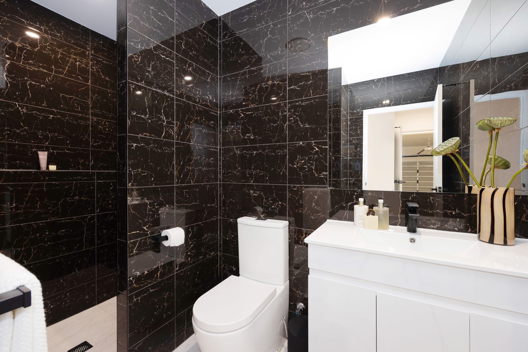144 Klewarra Boulevard — photo 13 of 23