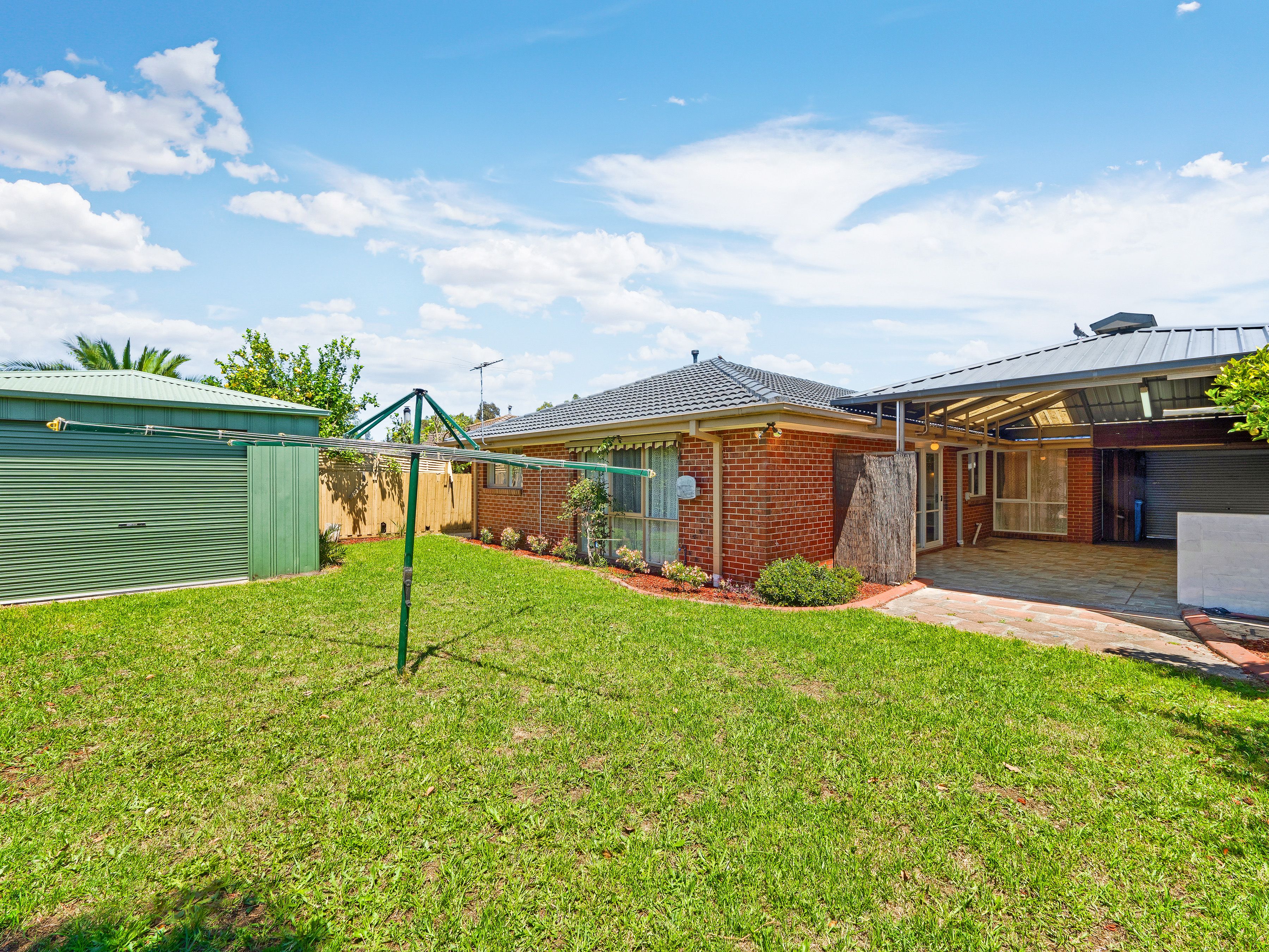 8 Fosters Court — photo 11 of 13