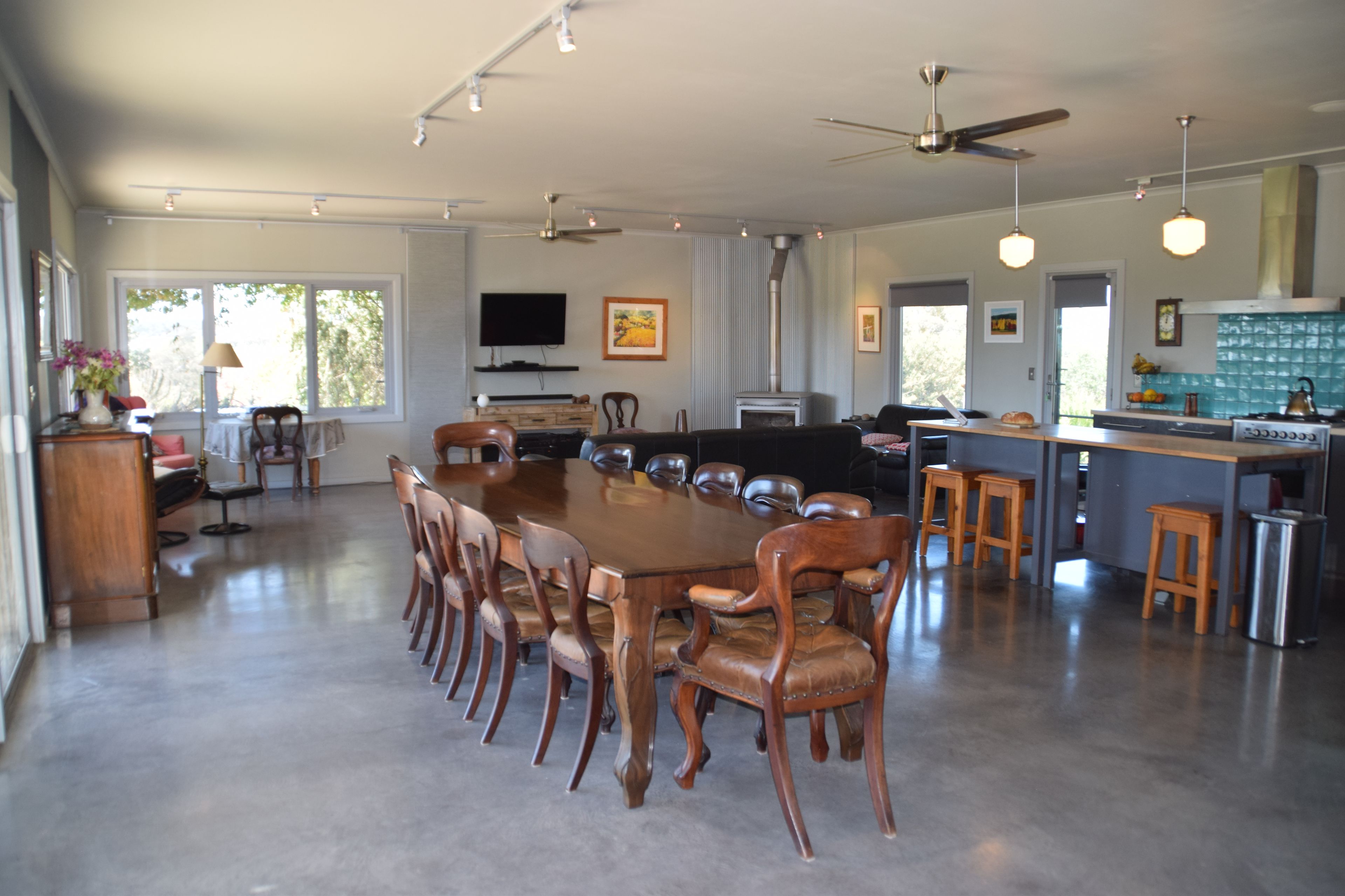 'Cucciata' 532 Curra Creek Road — photo 7 of 30