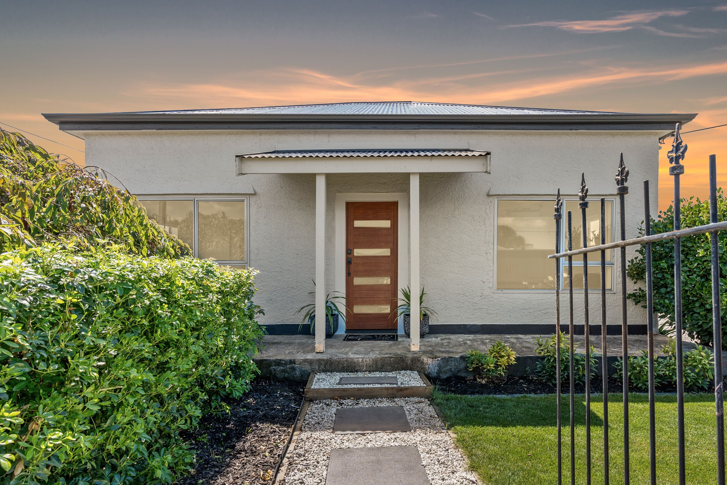 1/7 Seymour Street, Hornby, Christchurch City