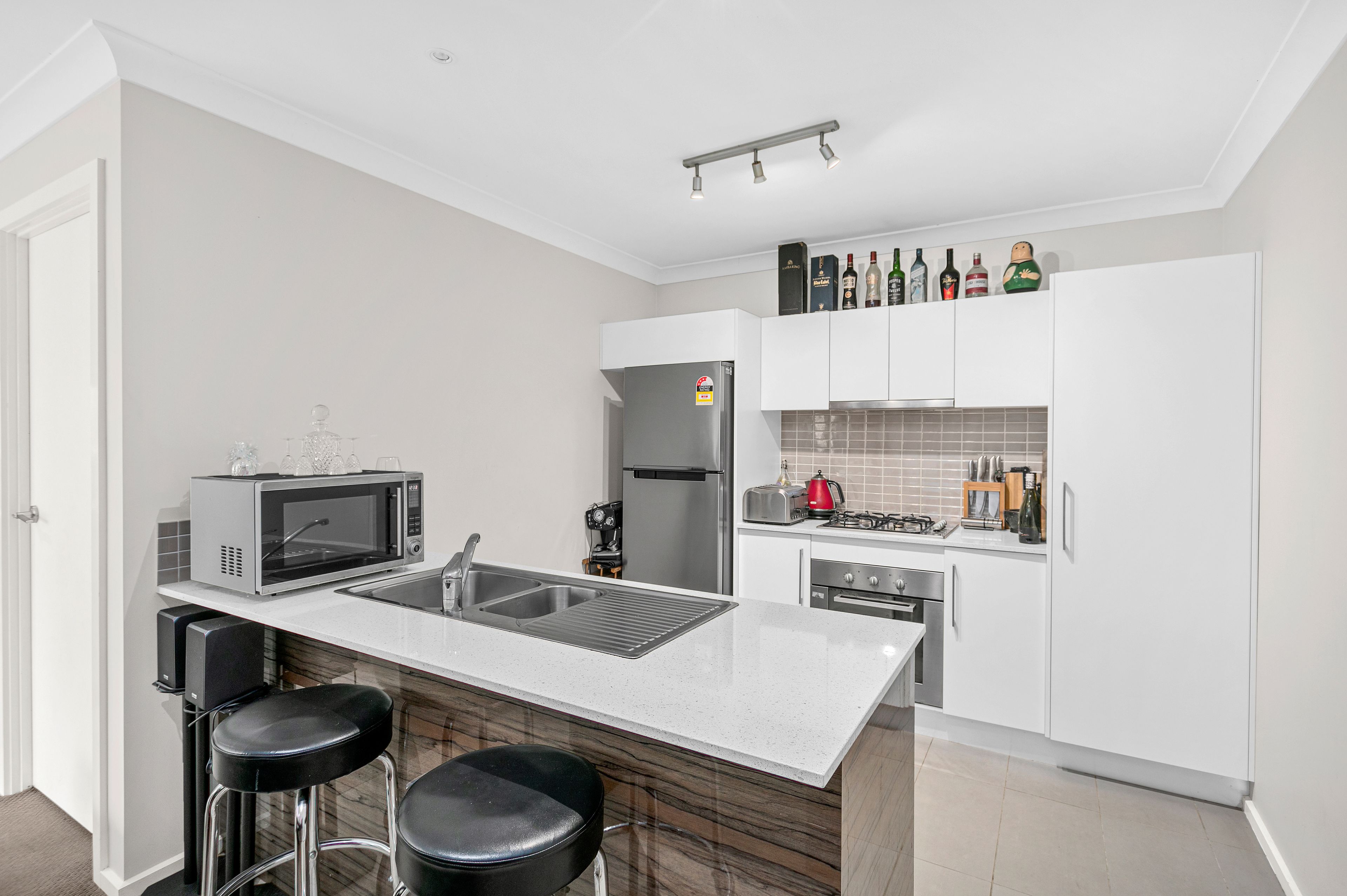 6 Jemima Close, Flinders, NSW 2529