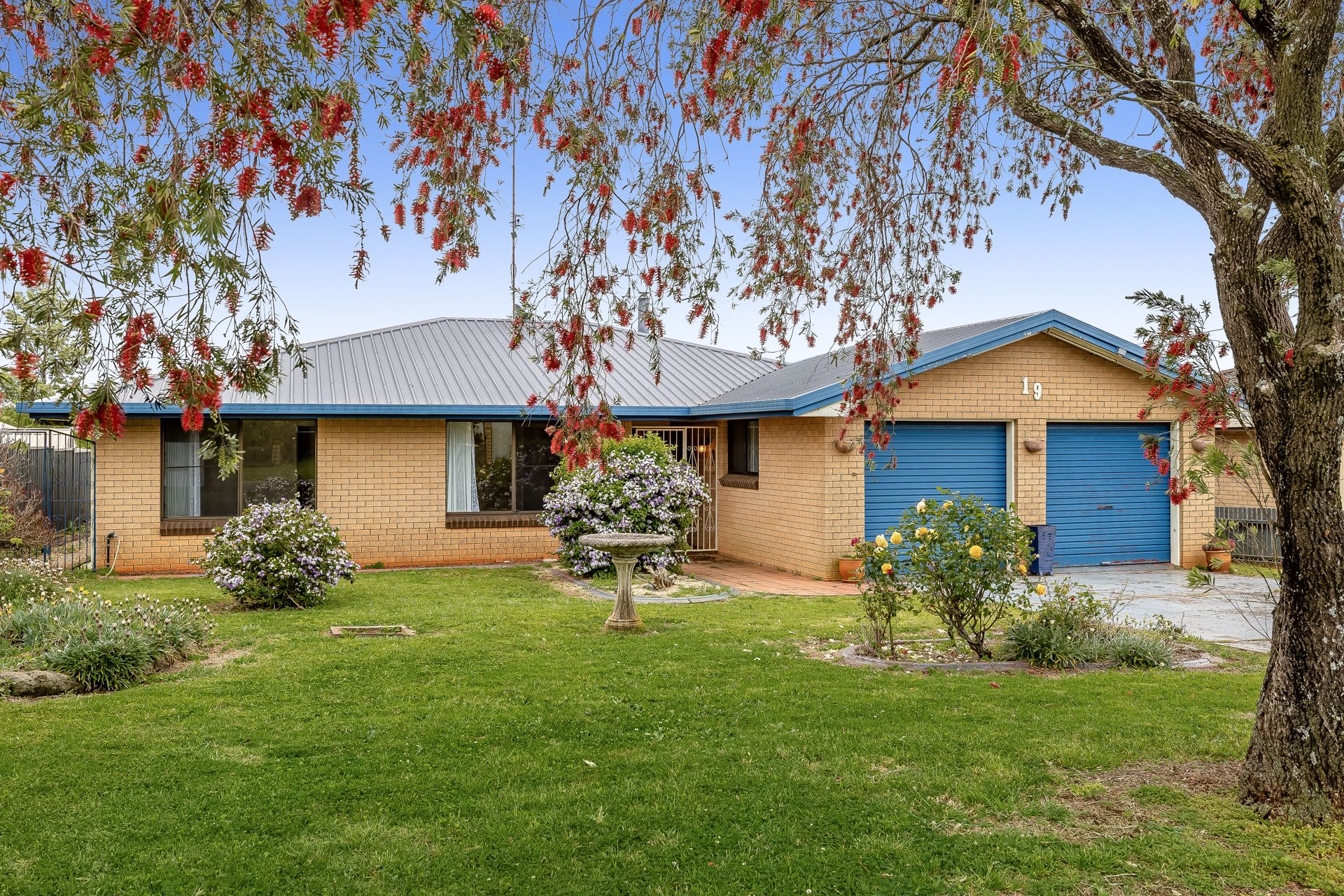 19 Cabarita Crescent, Glenvale, QLD 4350 Sold House Ray White Toowoomba