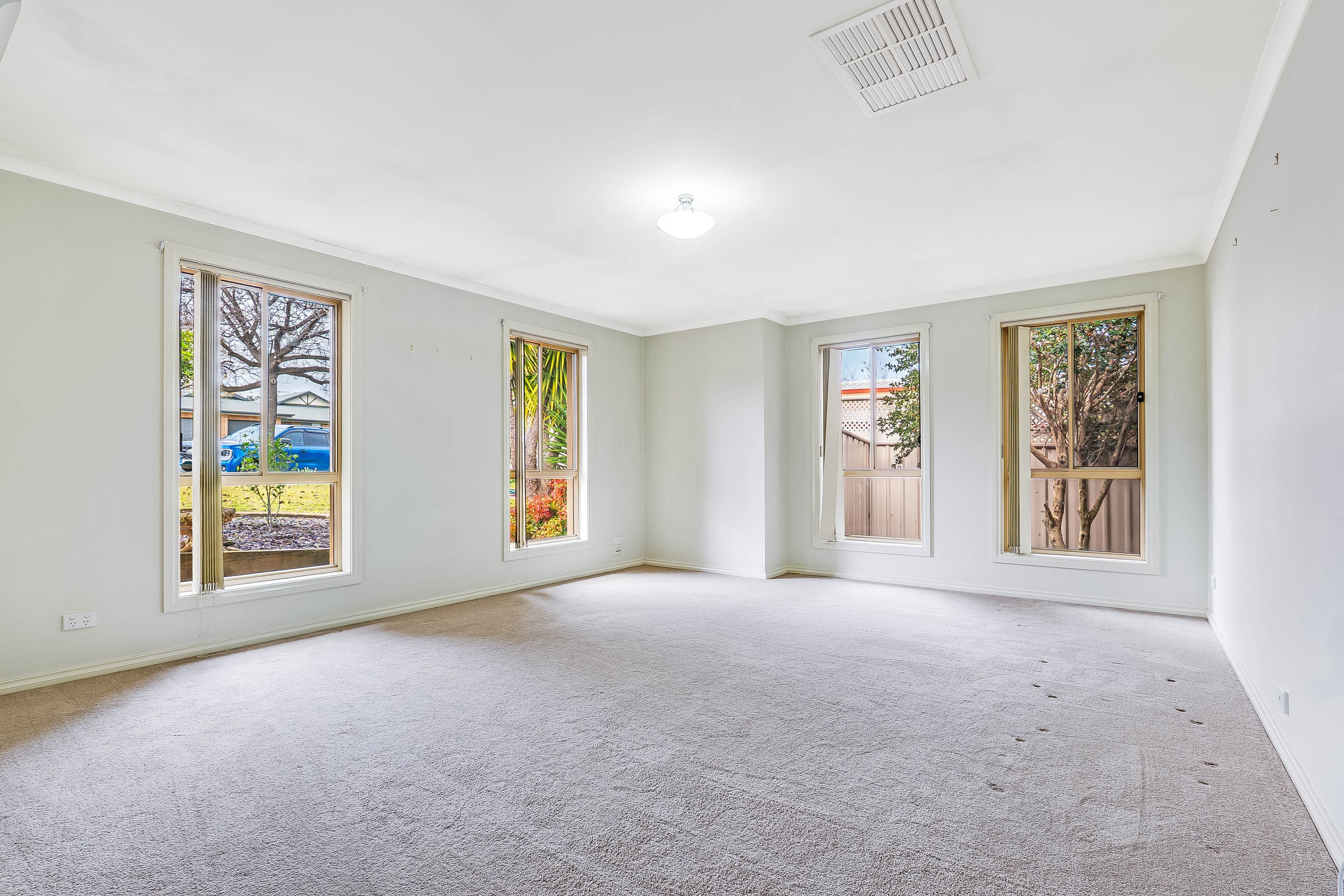 27 Telopea Street, Thurgoona, NSW 2640