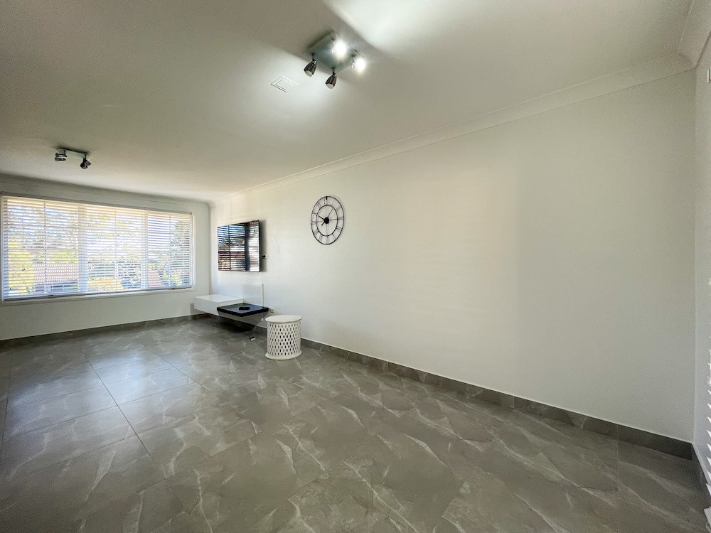12 Giles Crescent, Ruse, NSW 2560