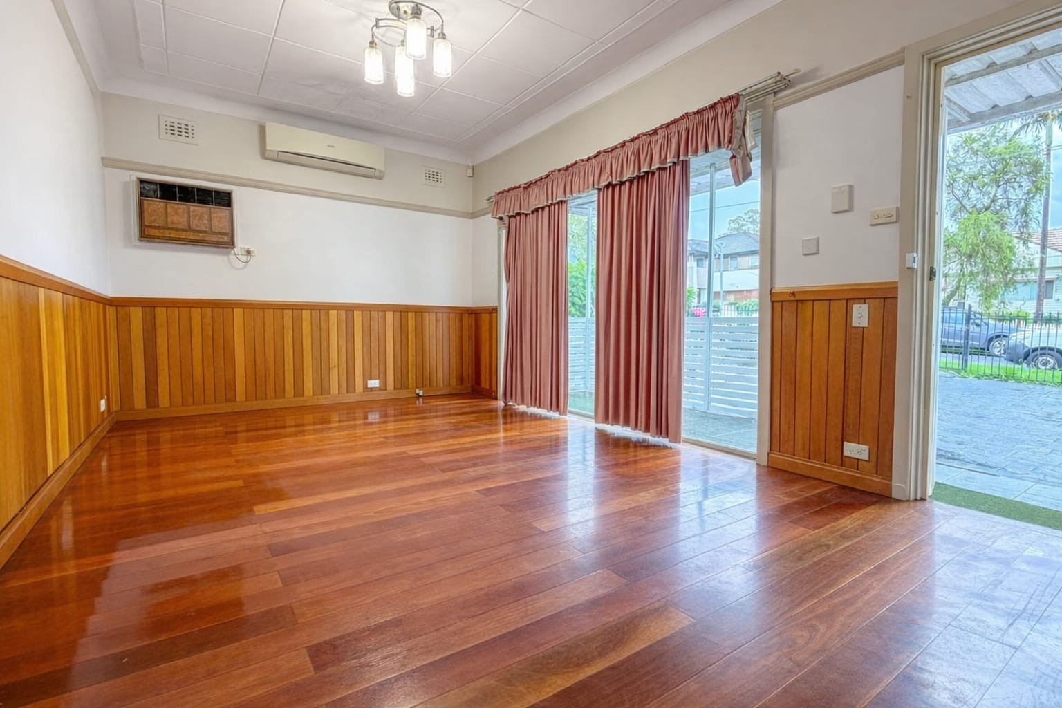 16 Moss Street, Chester Hill, NSW 2162