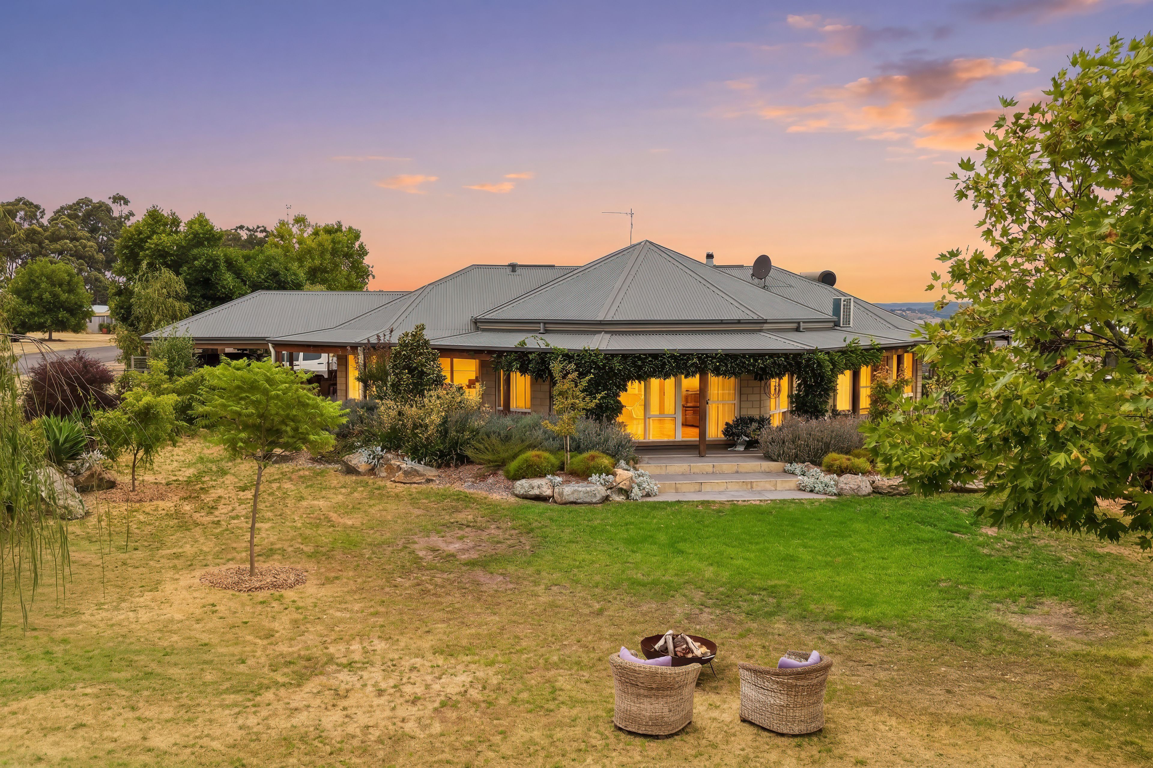 1 Gleneagles Drive, Bridgetown, WA 6255