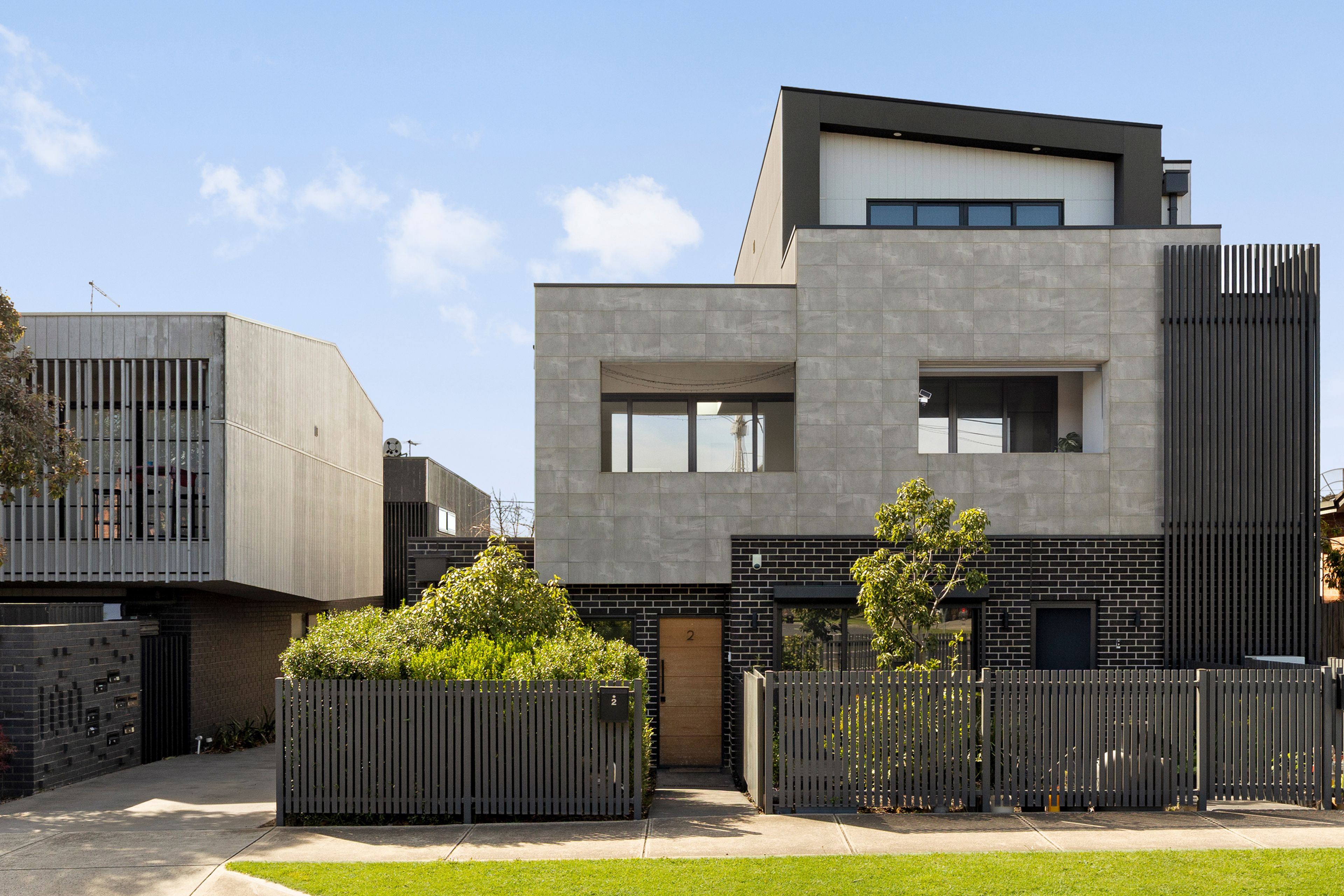 2/98 Albert Street — photo from Ray White Preston