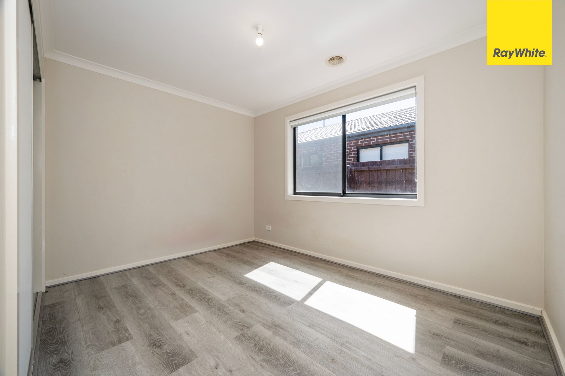 17 Bolton Street — photo 6 of 14