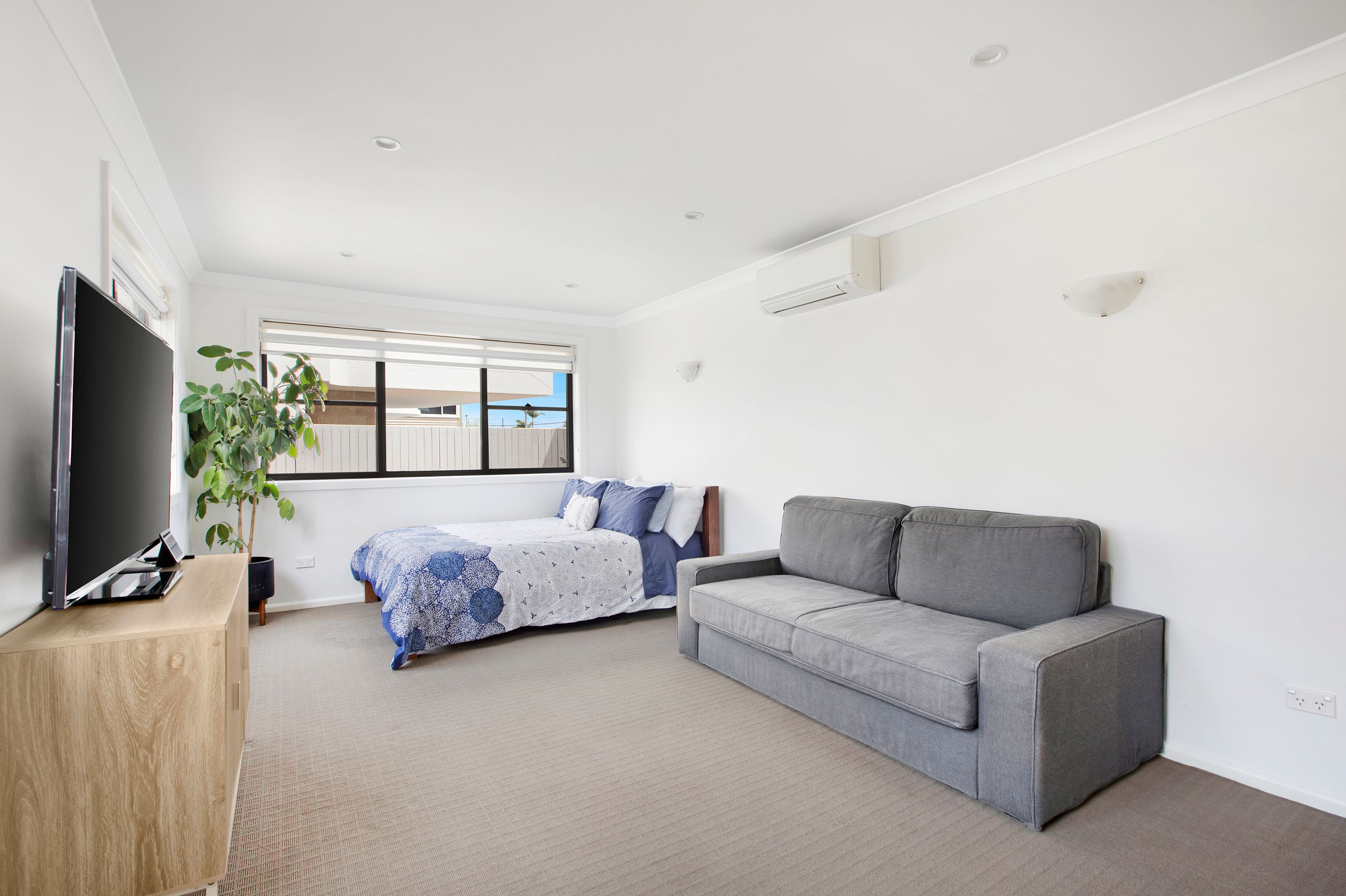 351 Great North Road — photo 9 of 12