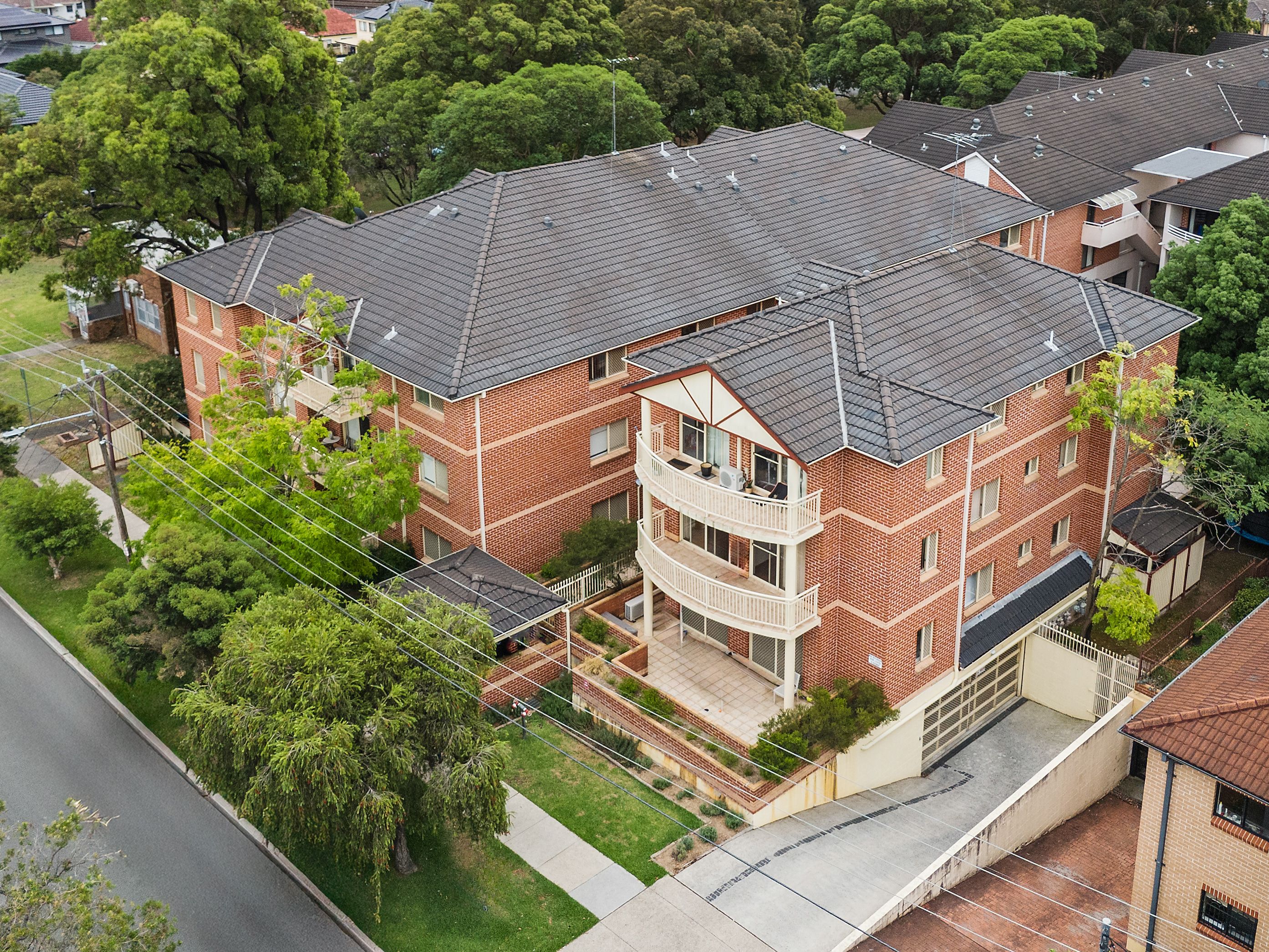 8/18 Short Road, Riverwood, NSW 2210
