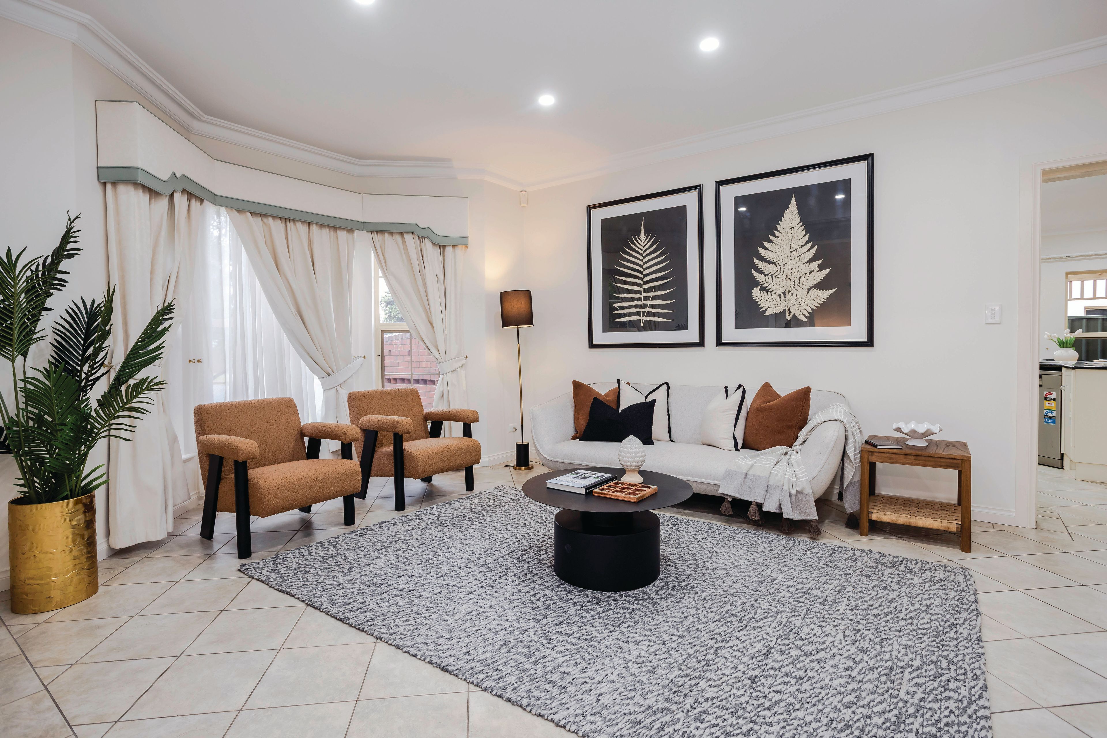 1 Cassia Crescent — photo 9 of 30