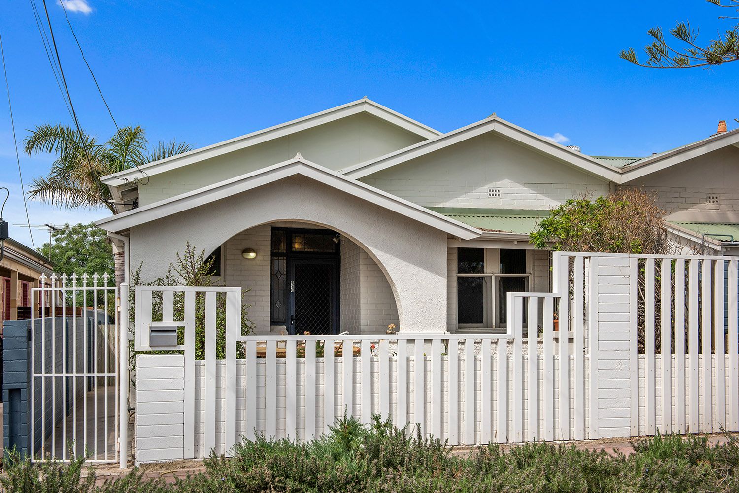 620 Seaview Road, Grange SA 5022