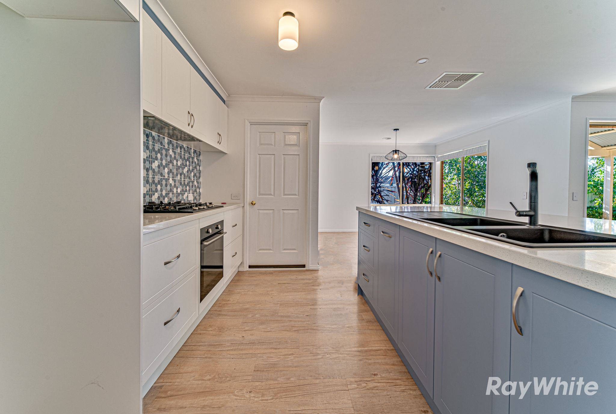 71 Arthurs Crescent, Strathfieldsaye, VIC 3551