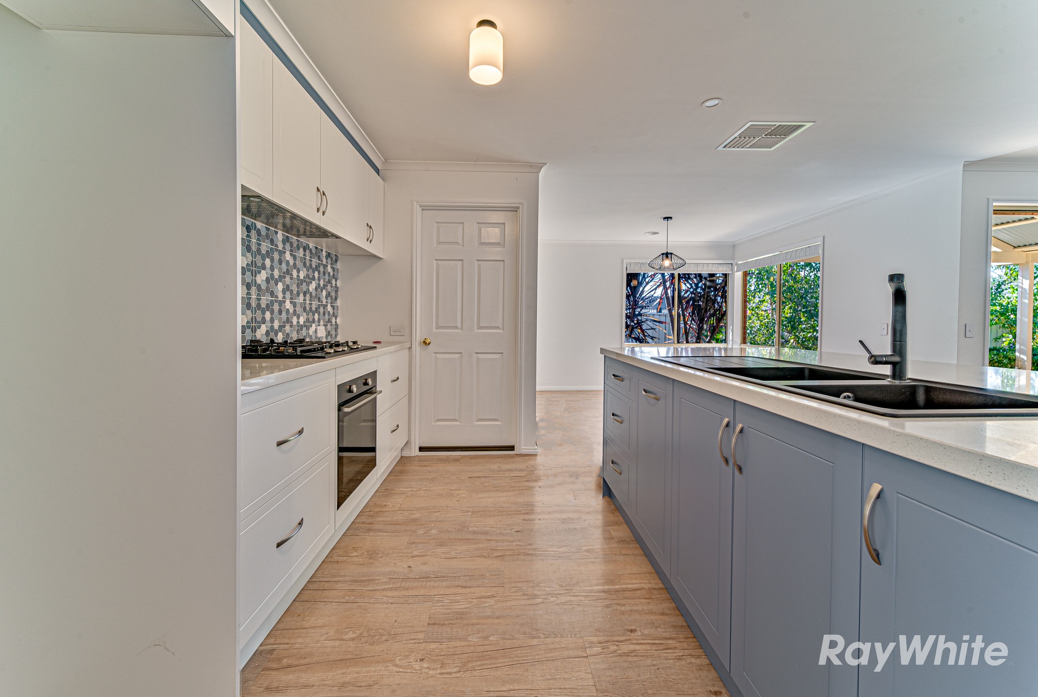 71 Arthurs Crescent, Strathfieldsaye, VIC 3551