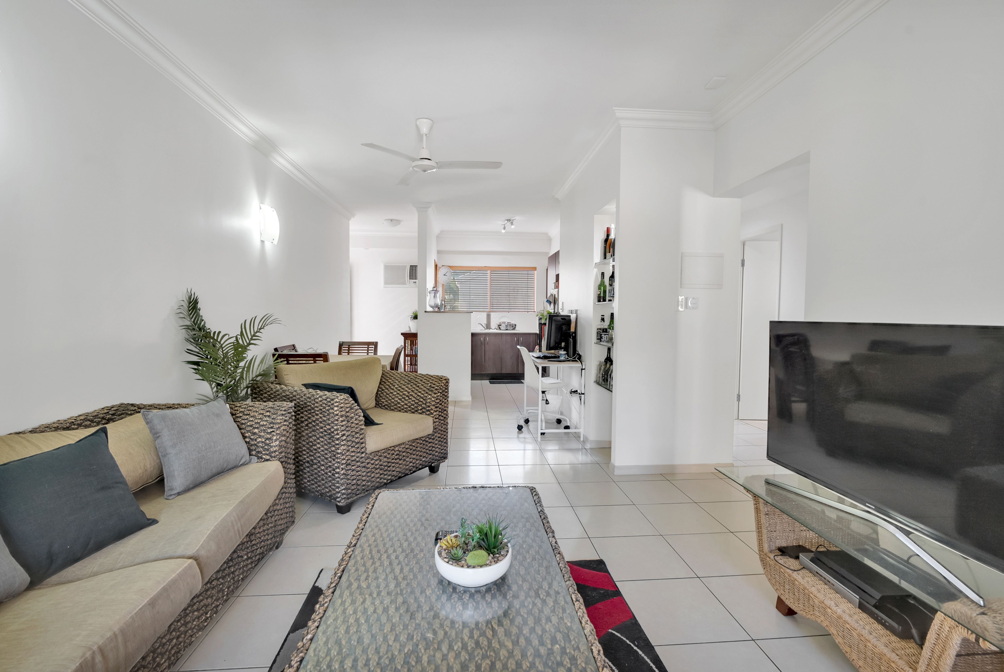 221/29-33 Springfield Crescent, Manoora, QLD 4870