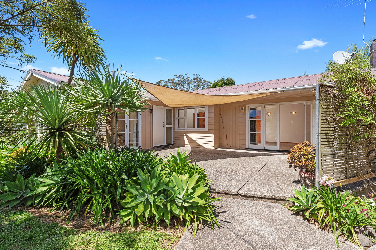1/30 Lyttleton Avenue, Forrest Hill, North Shore City