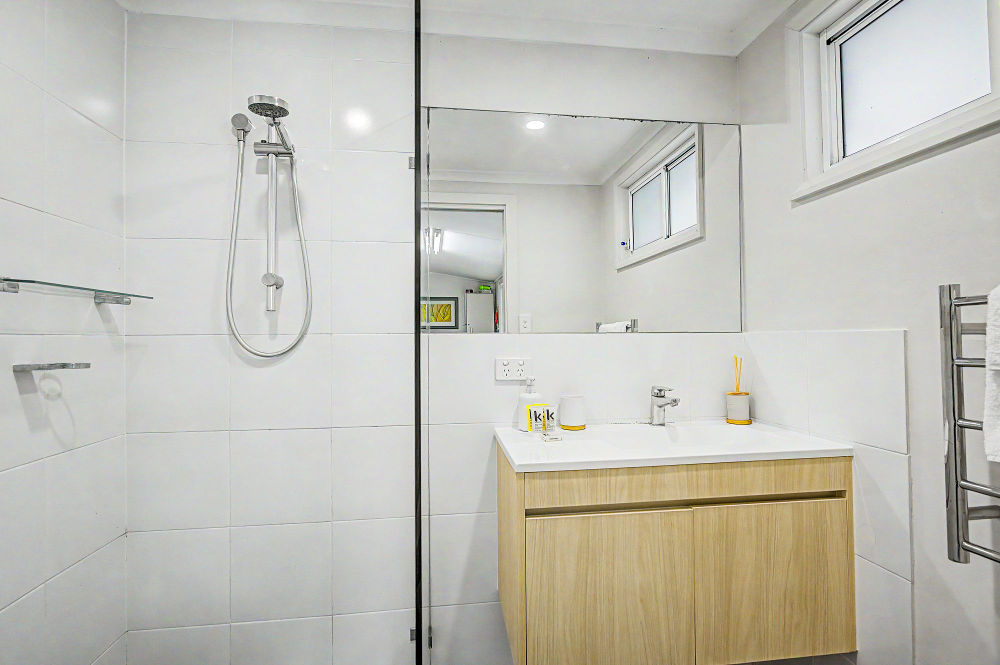 144 Araluen Drive — photo 12 of 17