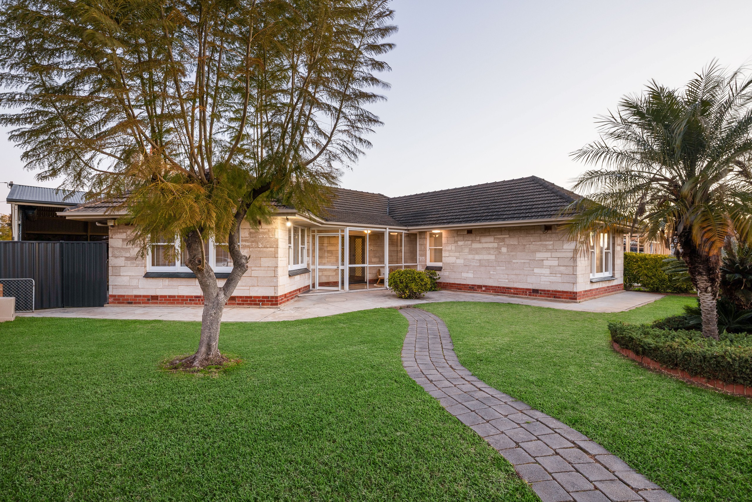 7 Dingera Avenue, North Plympton, SA 5037