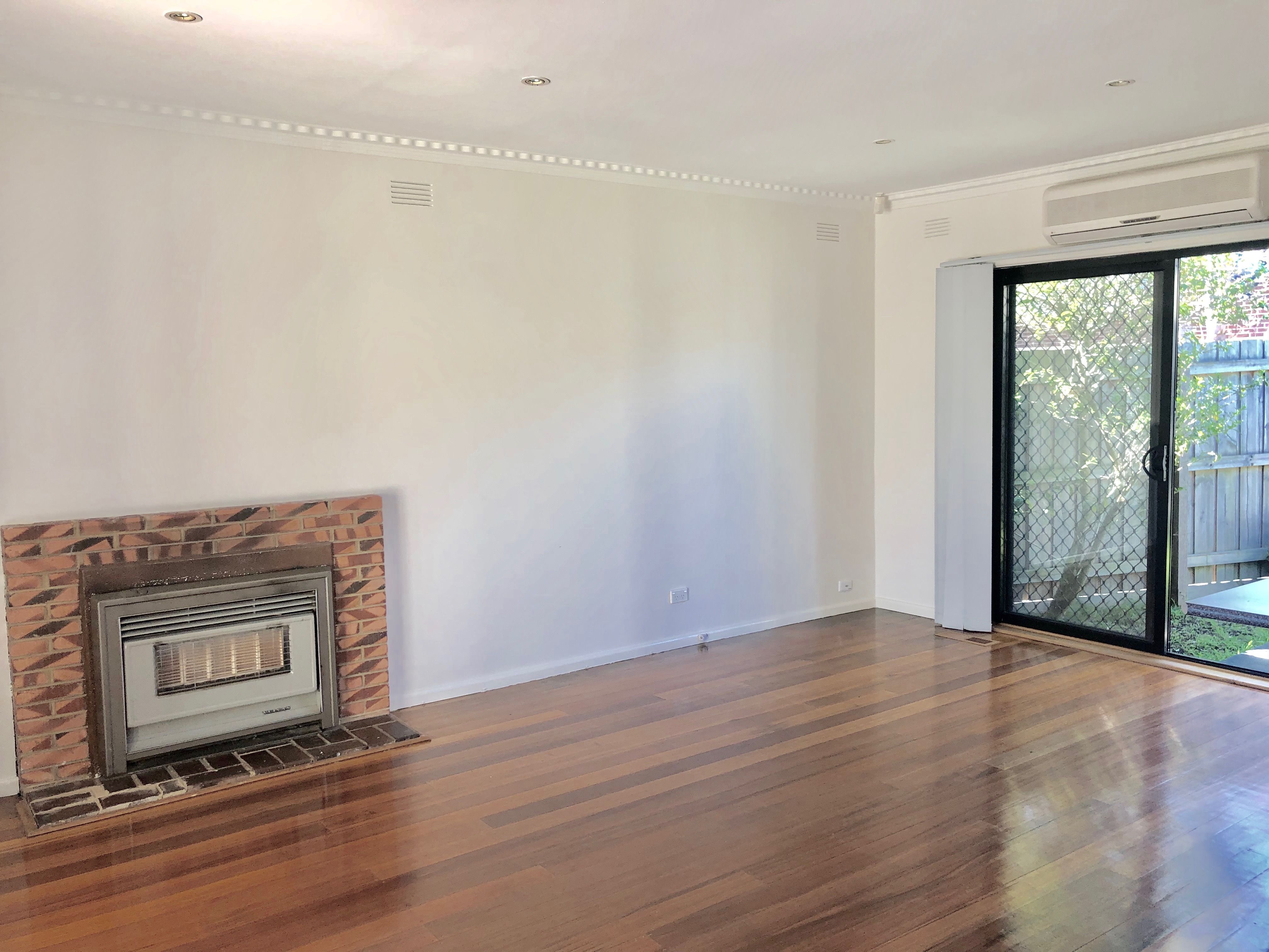 1/47 Tainton Road, Burwood East, VIC 3151