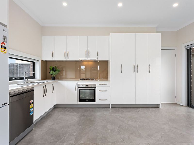 1/344 Warrigal Road, Oakleigh South, VIC 3167