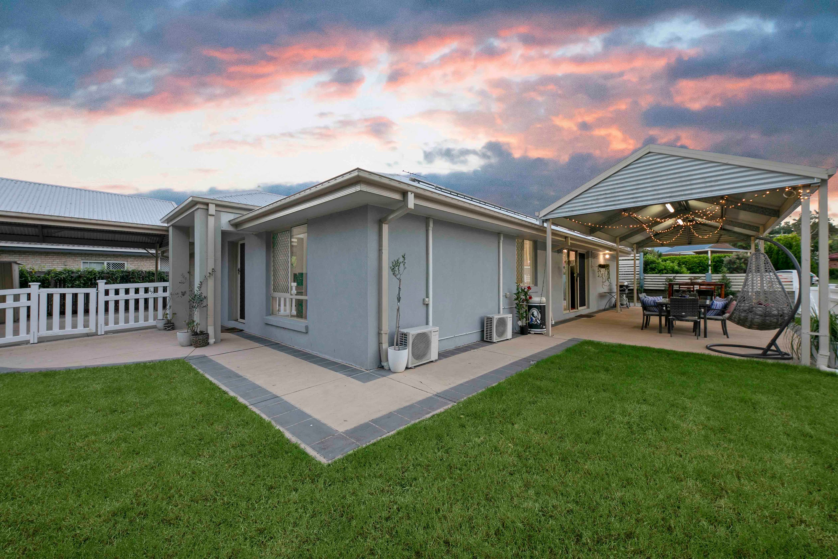 8 Rhonda Place, Oxley, QLD 4075