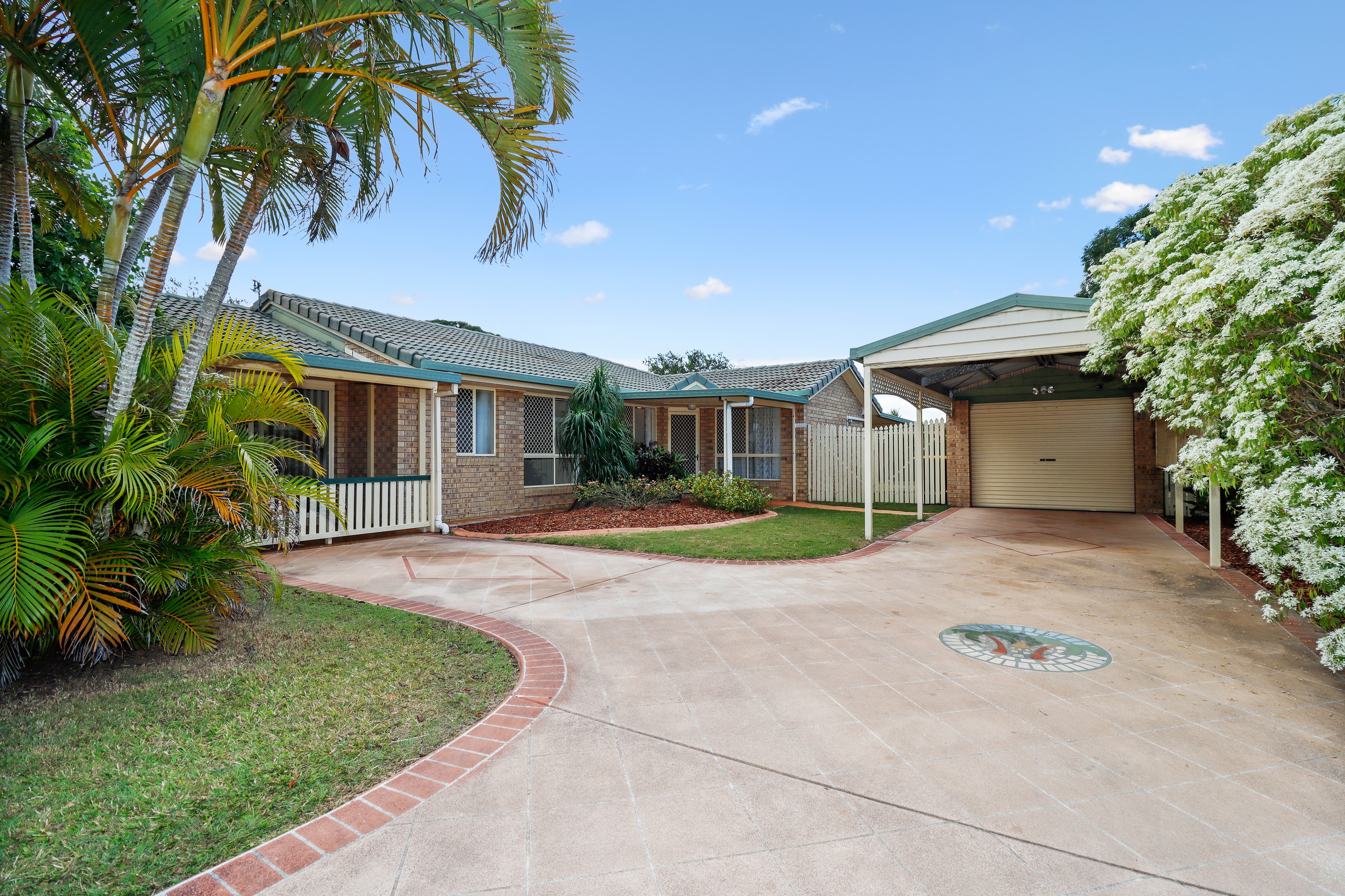 33 Aimee Drive, Urangan, QLD 4655