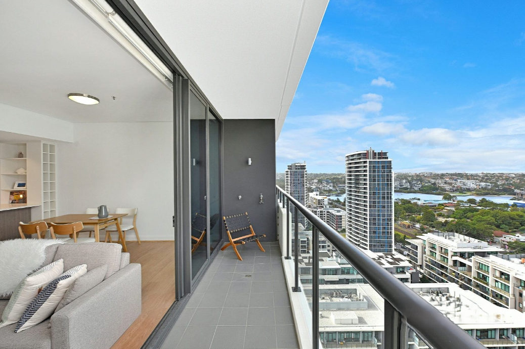 1808/63 Shoreline Drive — photo 5 of 5