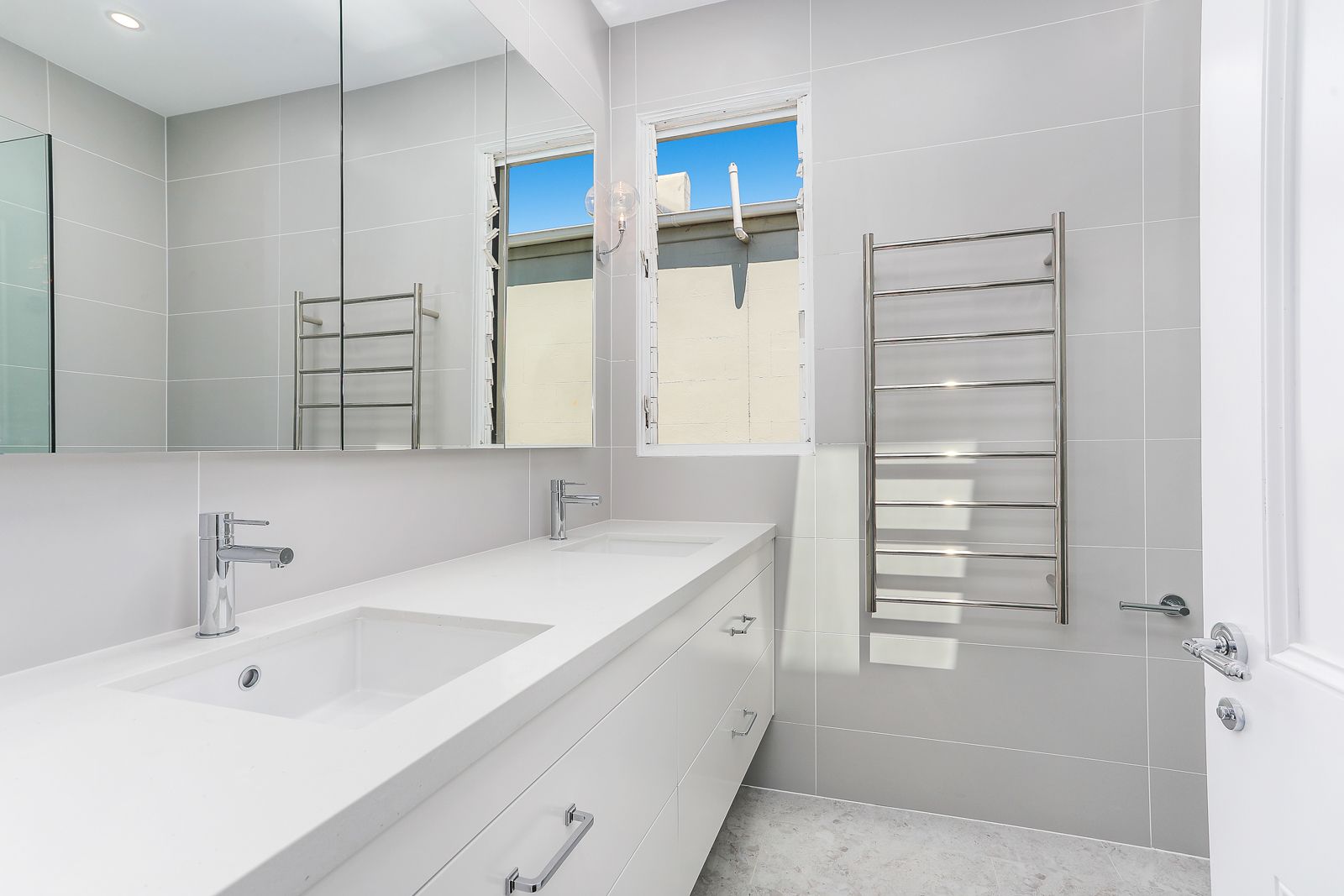 164 Underwood Street — photo 5 of 8