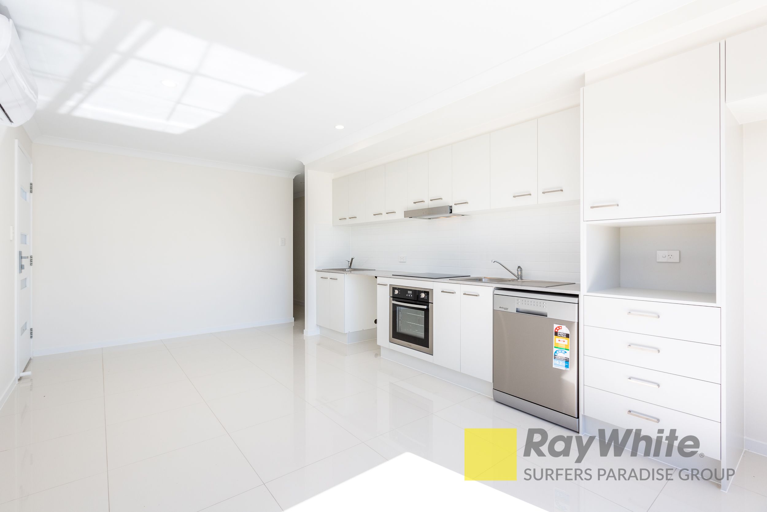 2/7 Mount Mitchell Road, Park Ridge, QLD 4125