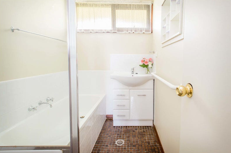 34 Aruma Crescent — photo 6 of 8