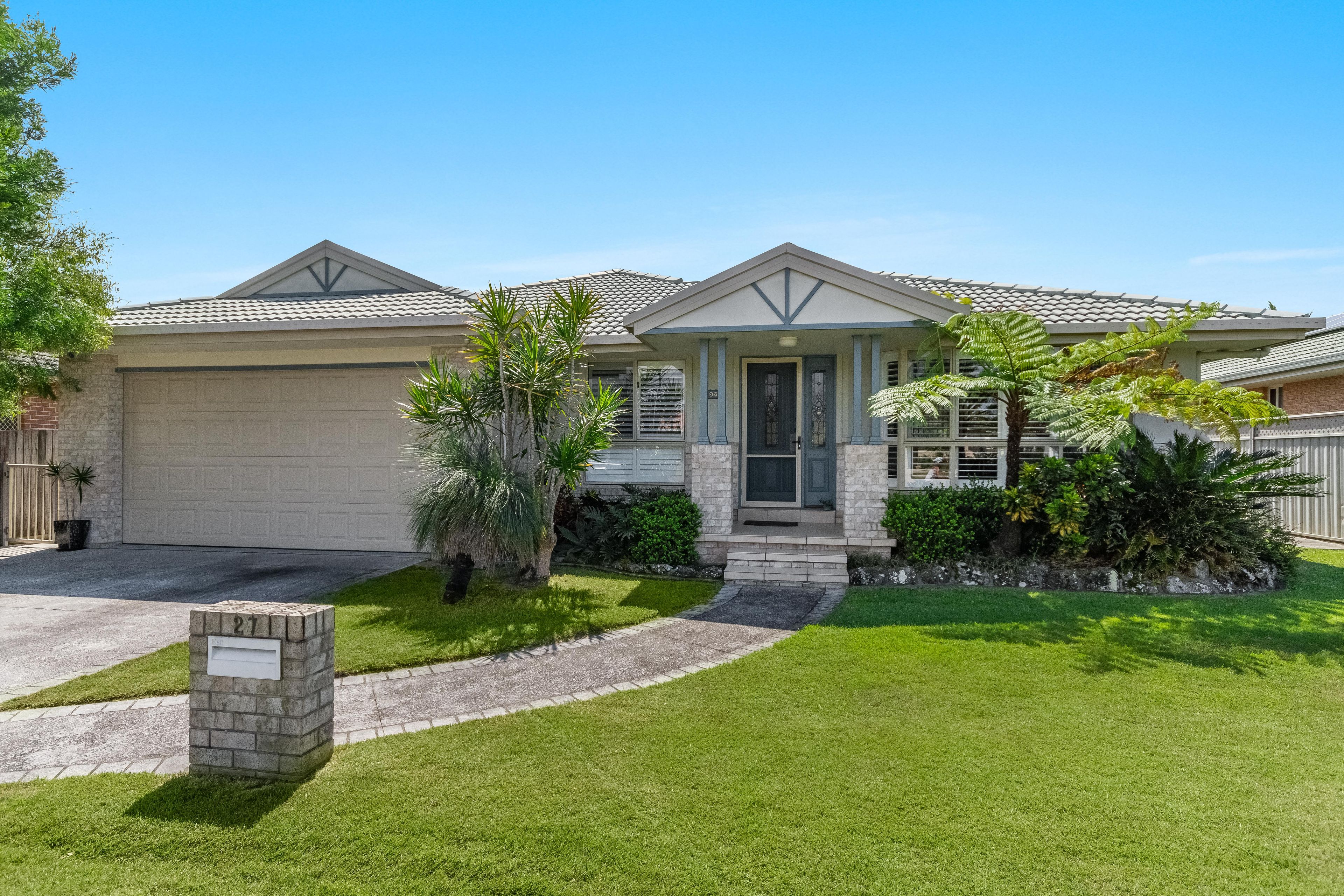 27 Gumnut Road, Yamba NSW 2464
