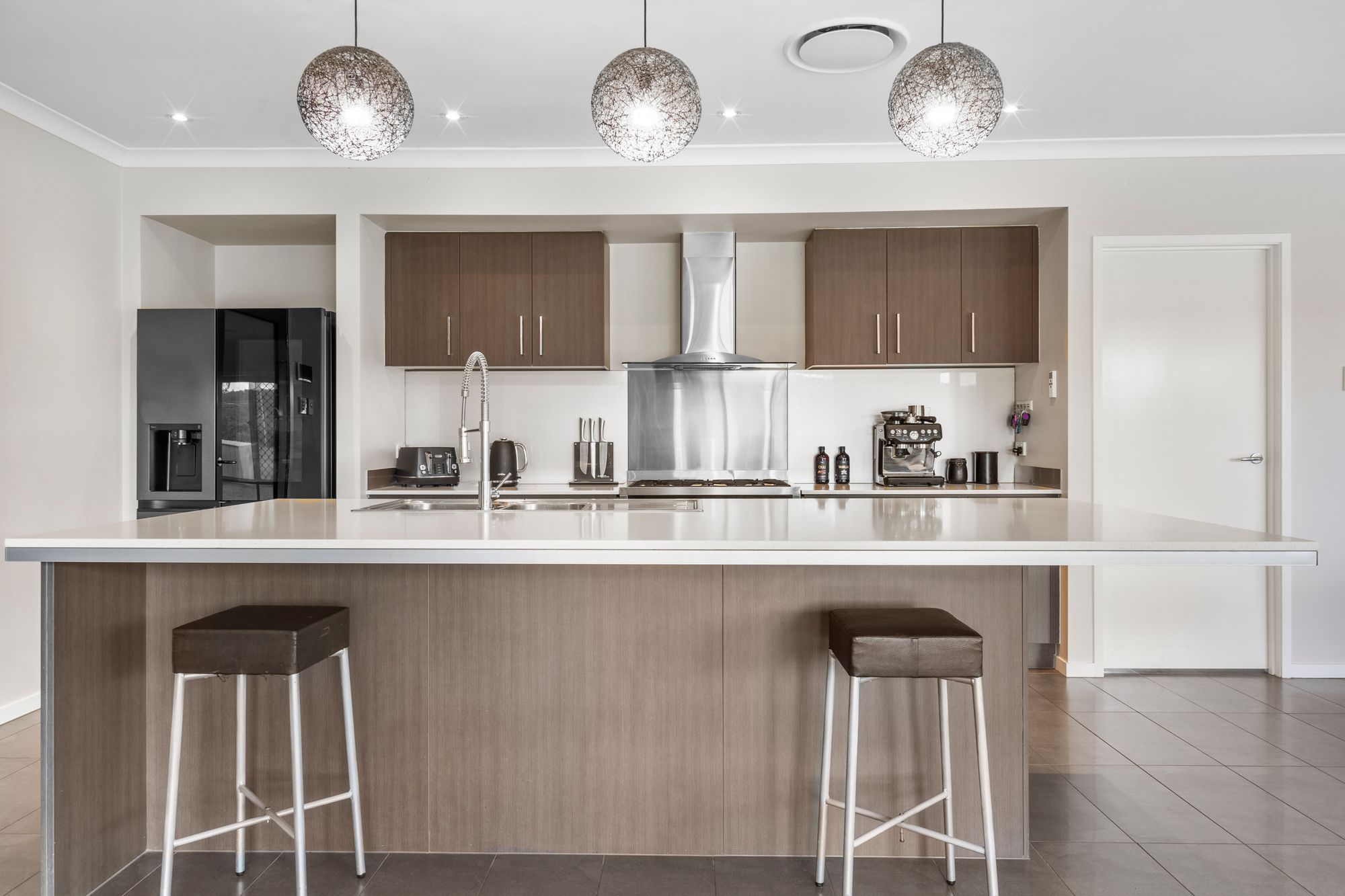 2-10 Paine Place, Kooralbyn, QLD 4285