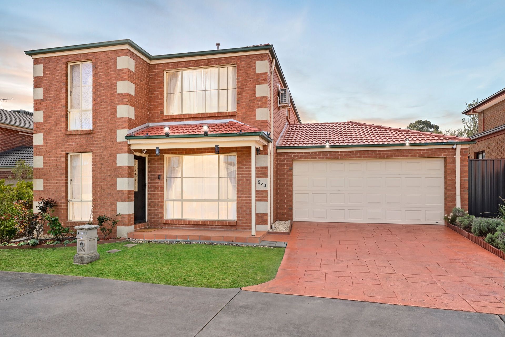 9/4 Leo Close — photo from Ray White Judd White Group - Glen Waverley