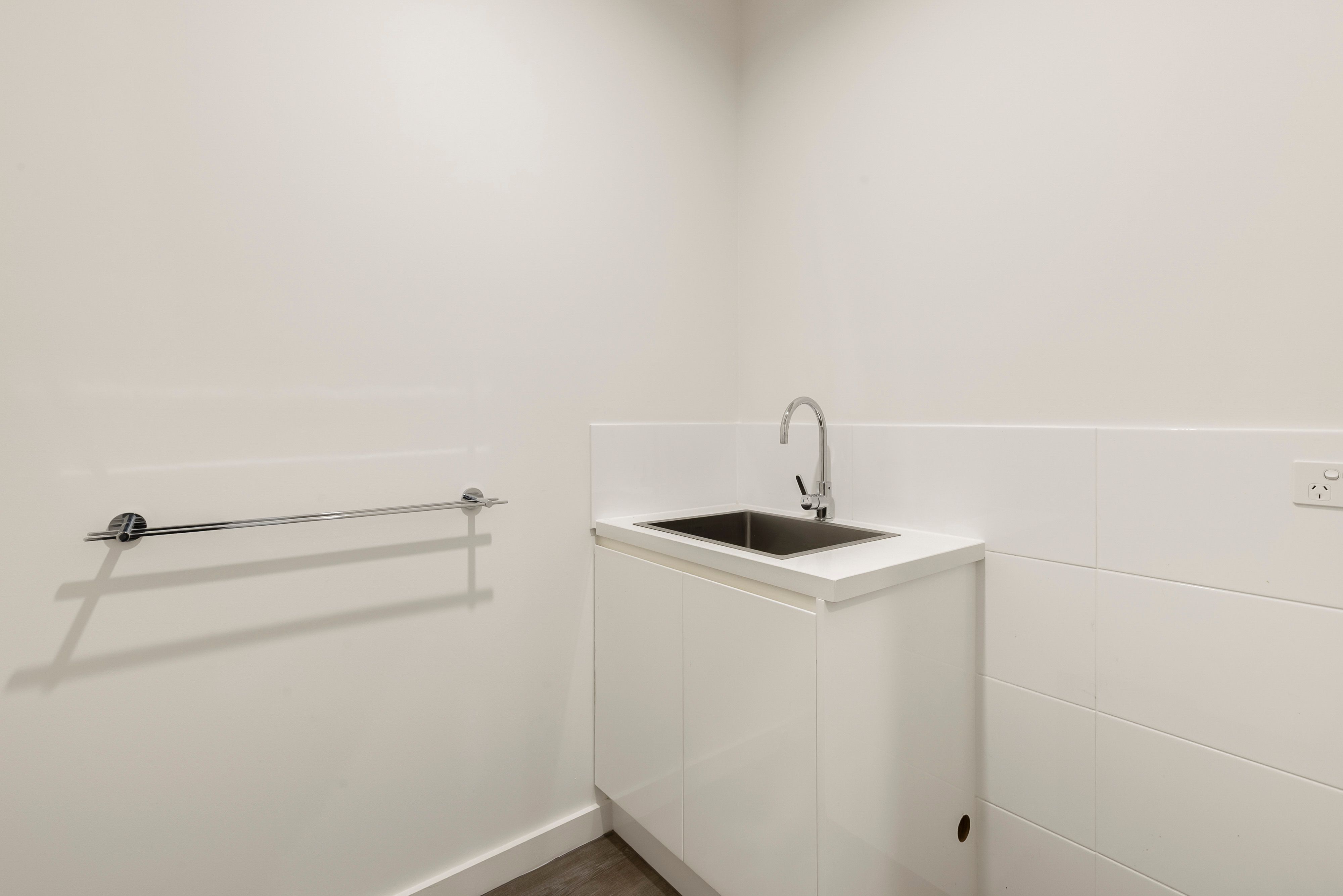 13 Renown Street — photo 12 of 12