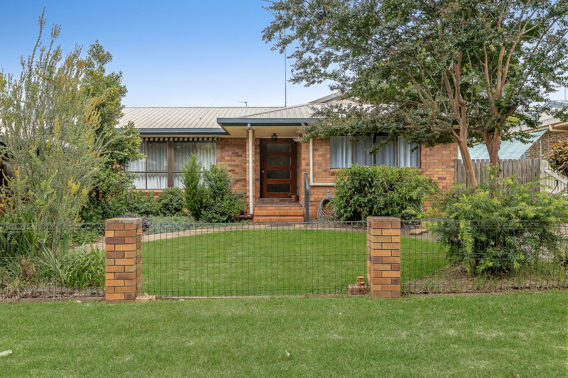 42 Aberdeen Street, Rangeville, QLD 4350