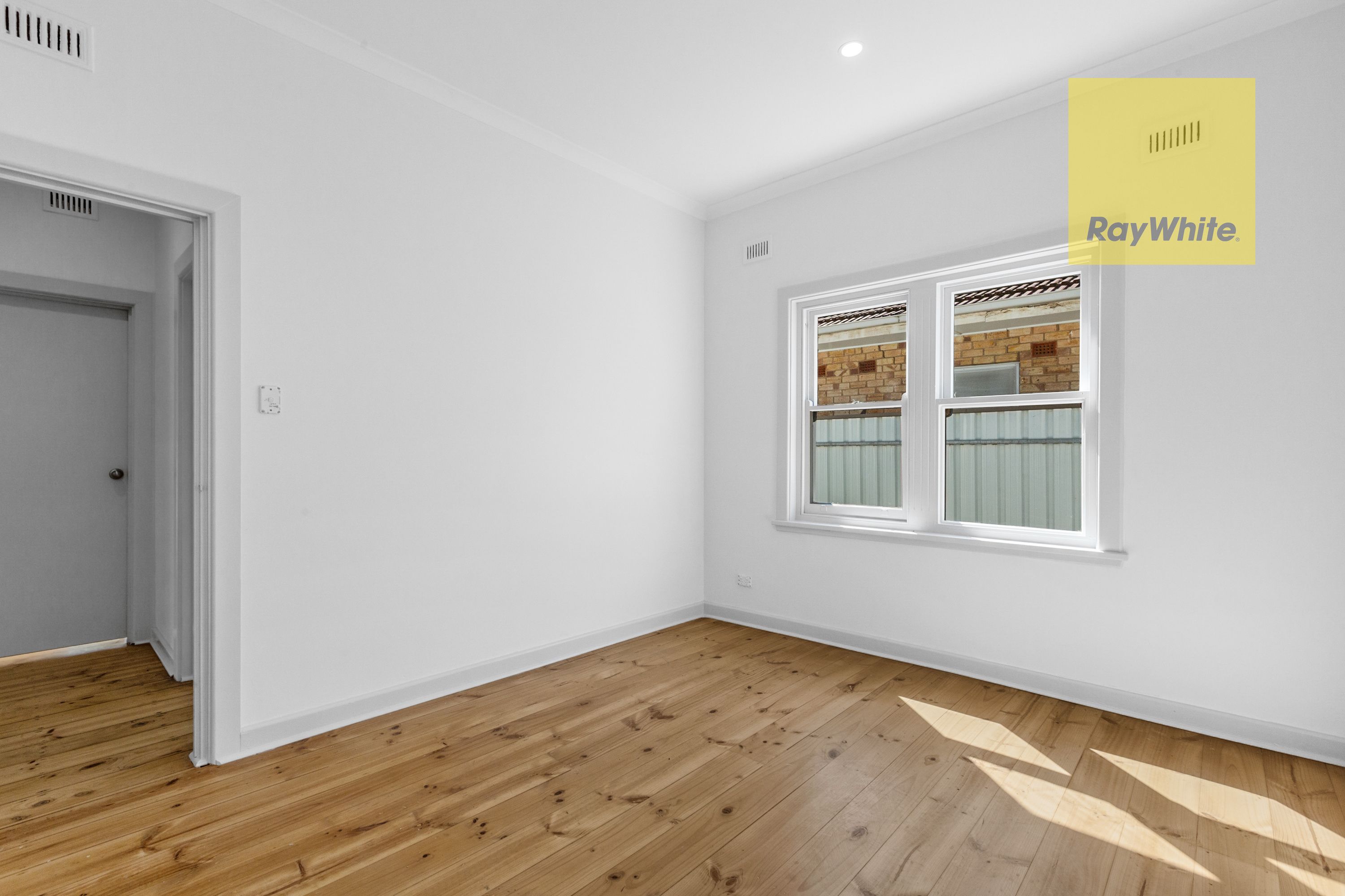 7 Morley Street — photo 8 of 10