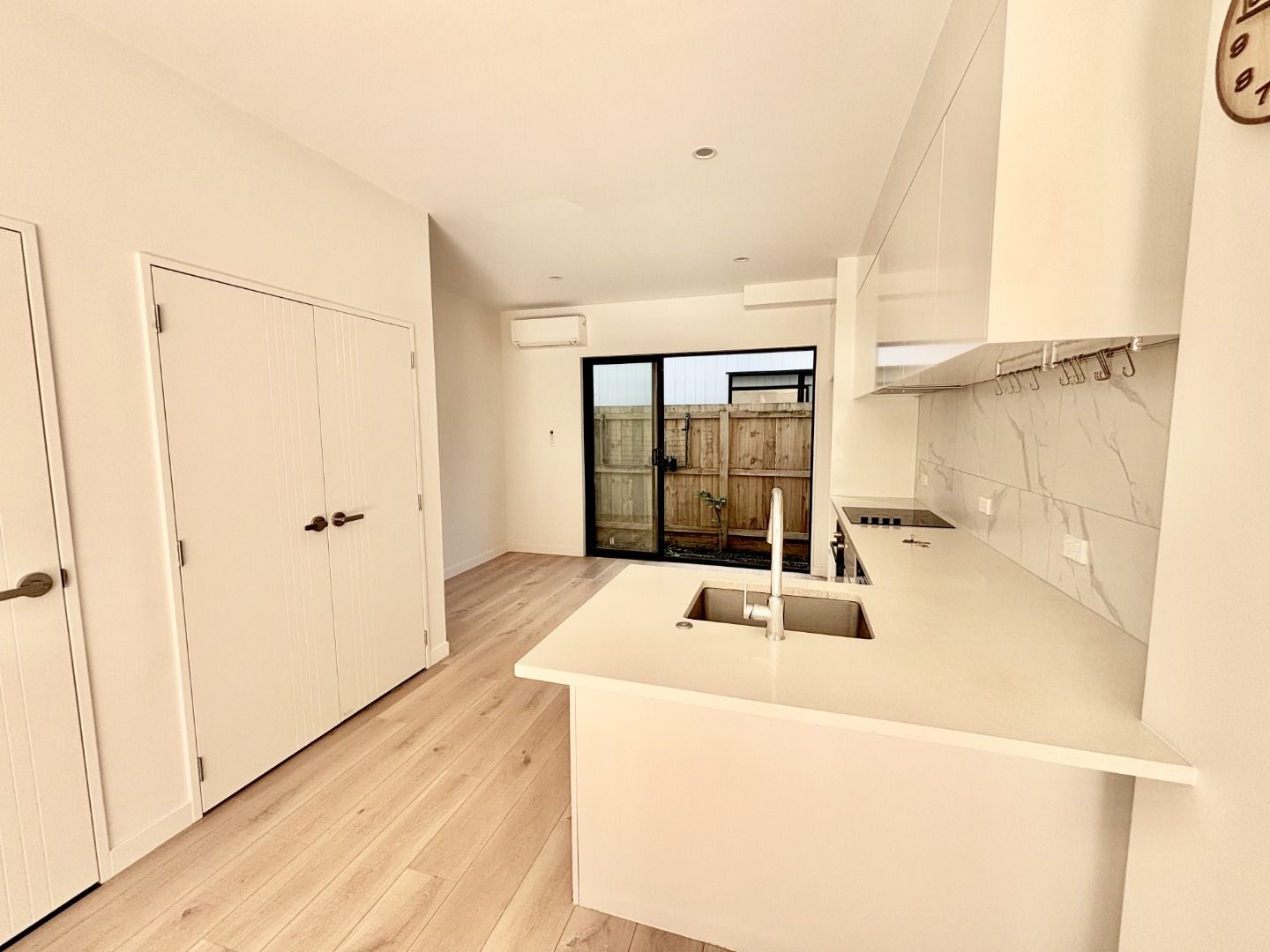 2/28 Smythe Road, Henderson, Waitakere City