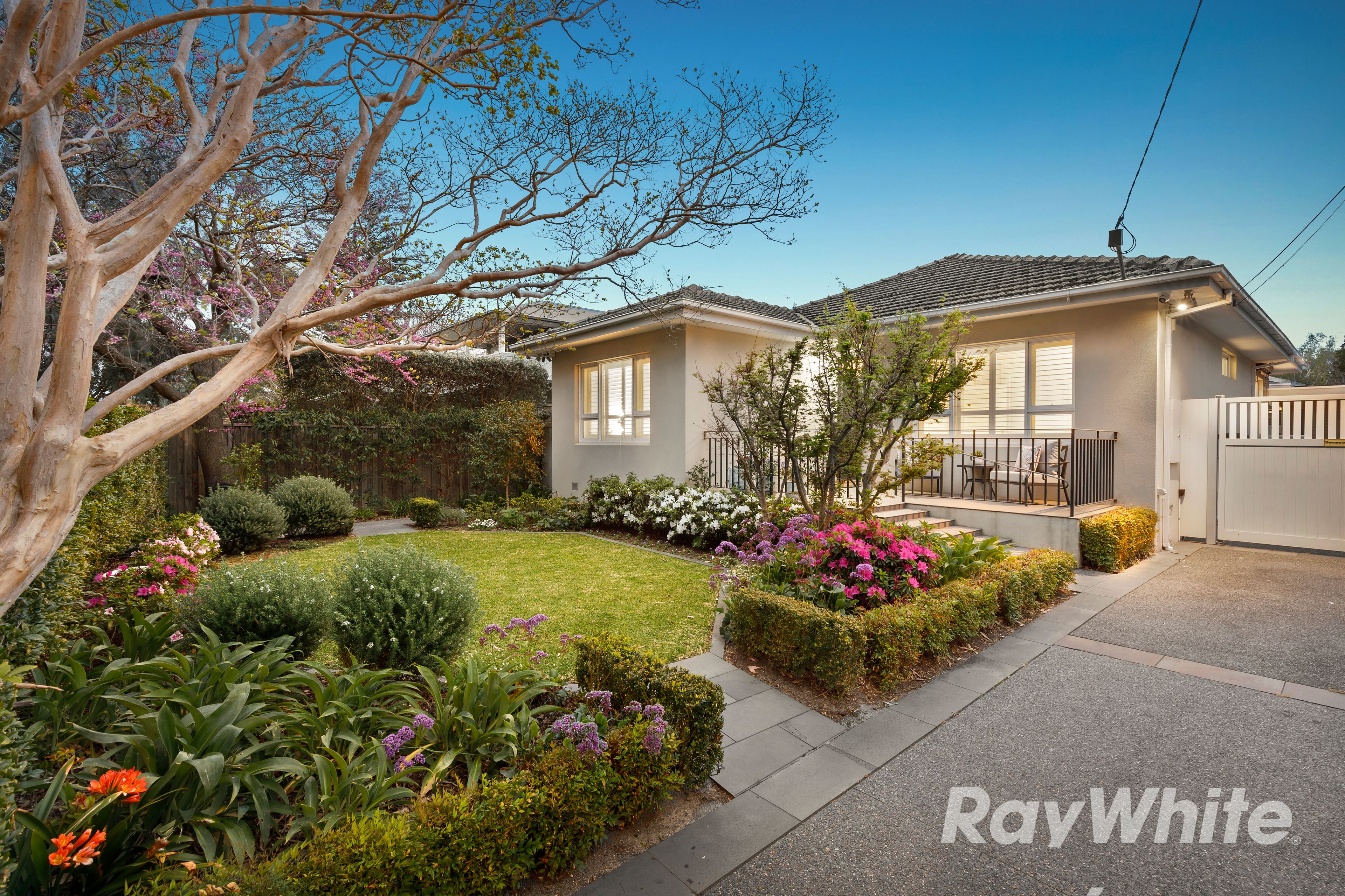 38 Imbros Street — photo from Ray White Bentleigh