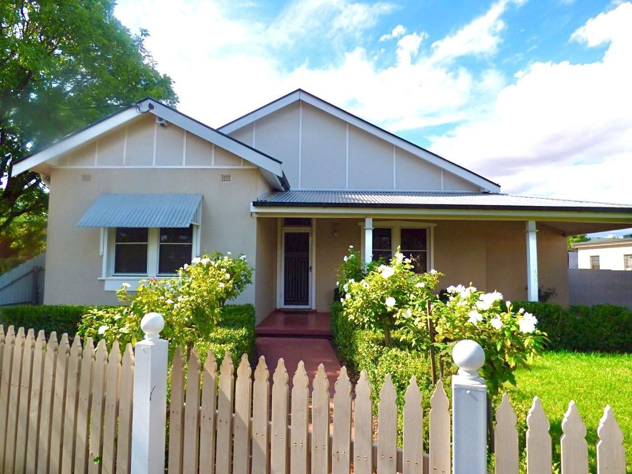 58 Dalton Street, Parkes NSW 2870