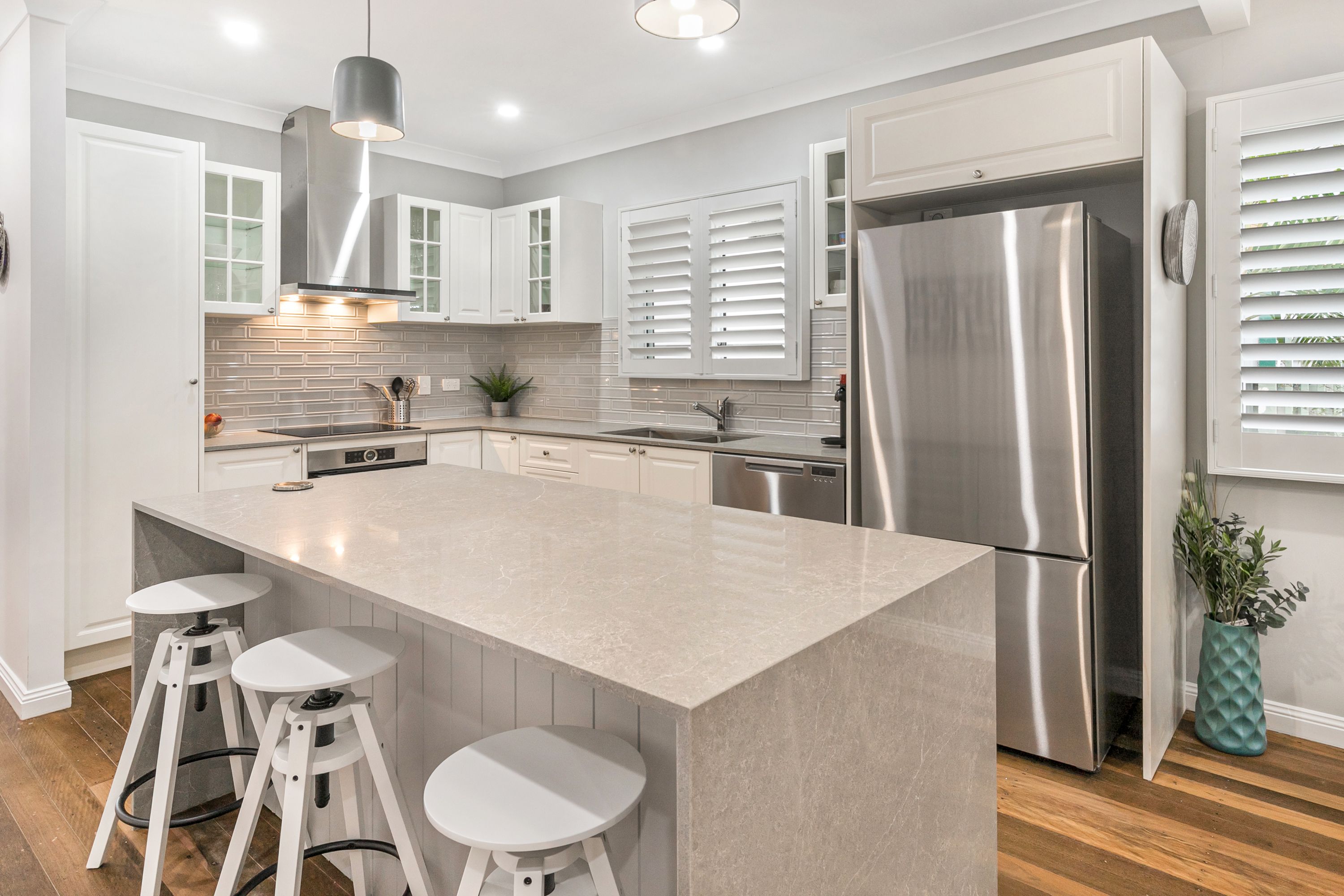 8 Plumer Street, Sherwood, QLD 4075