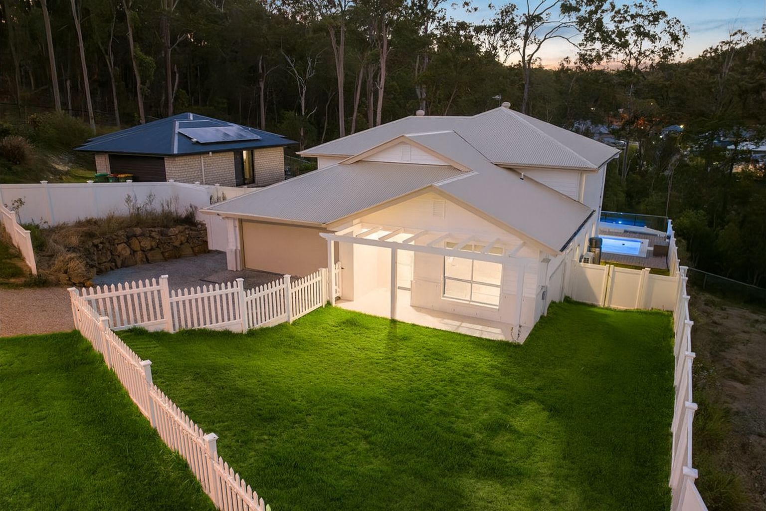 31 Harriet Lane, Oxenford QLD 4210