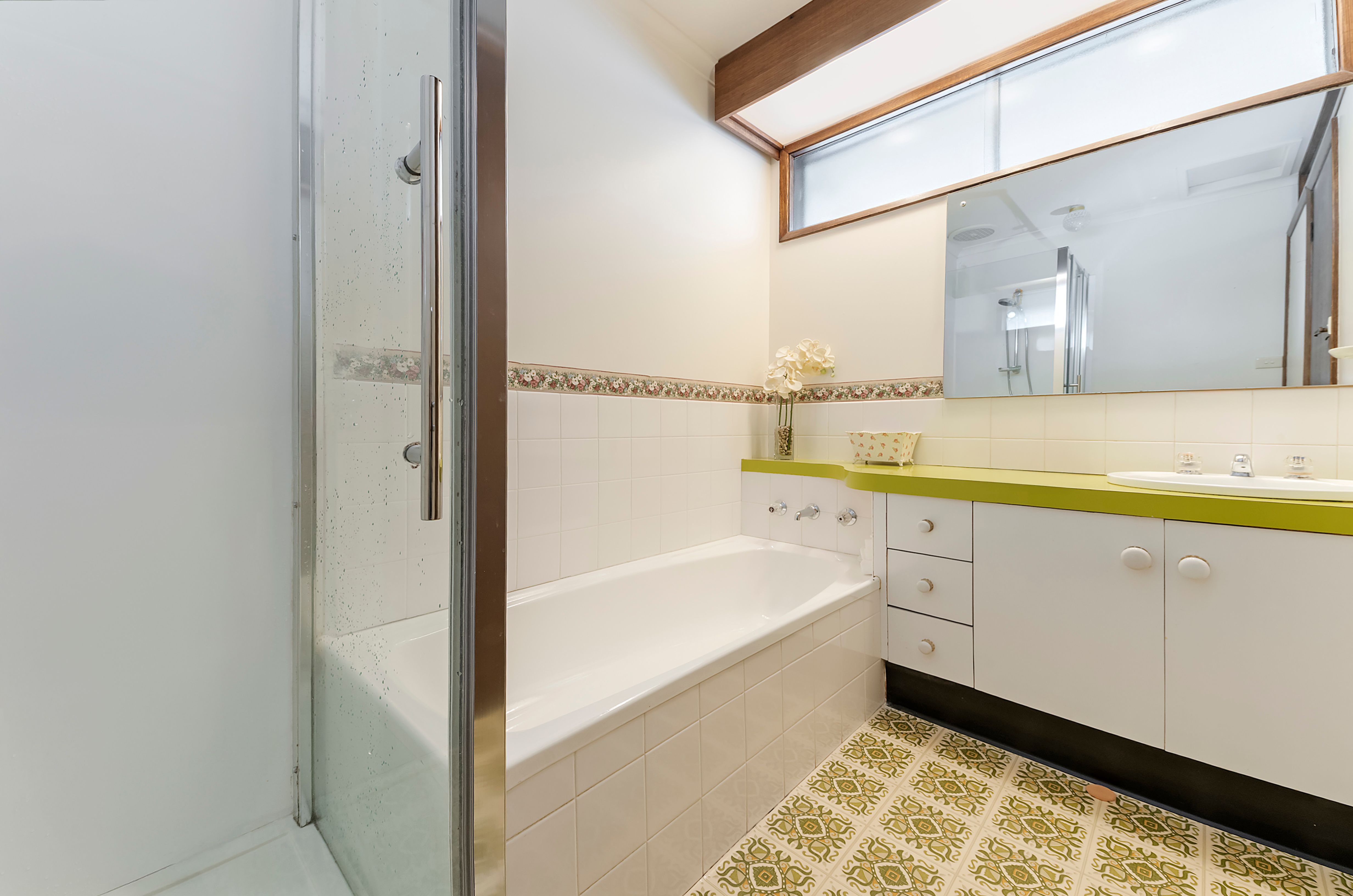 12 Ponting Drive — photo 10 of 15