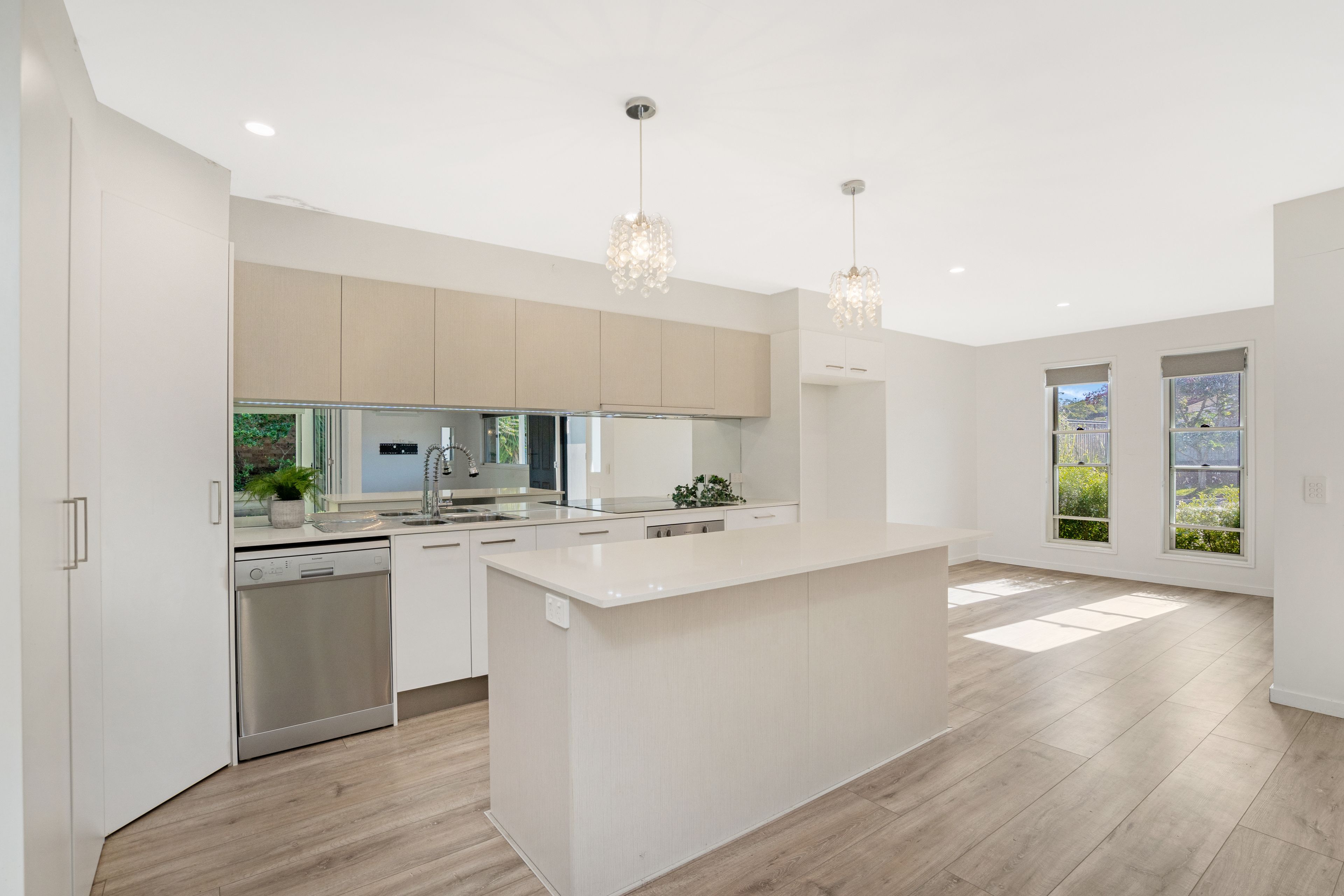 8 Highfield Drive, Merrimac, QLD 4226