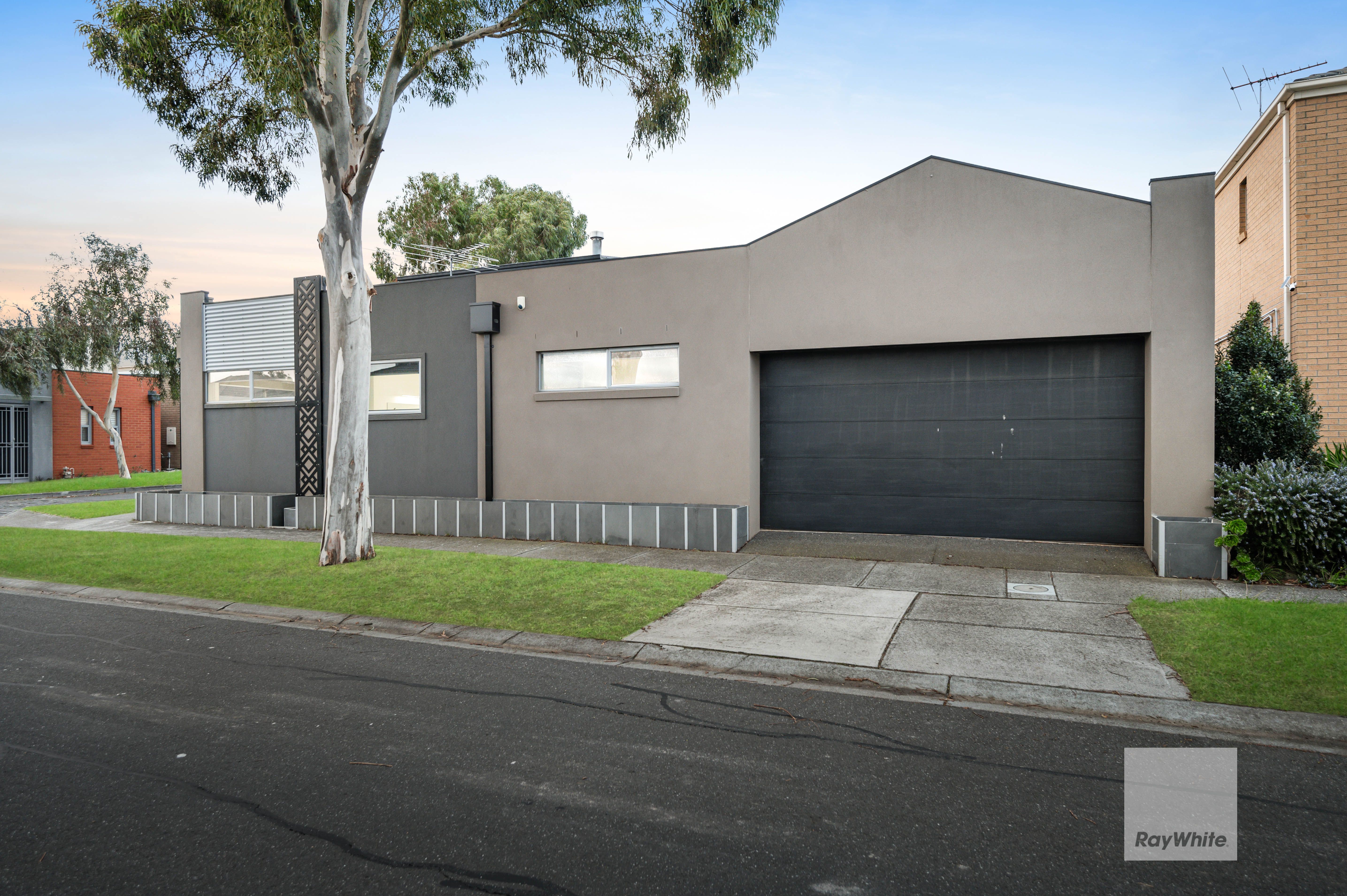 11 Thirlestane Place, Craigieburn, VIC 3064