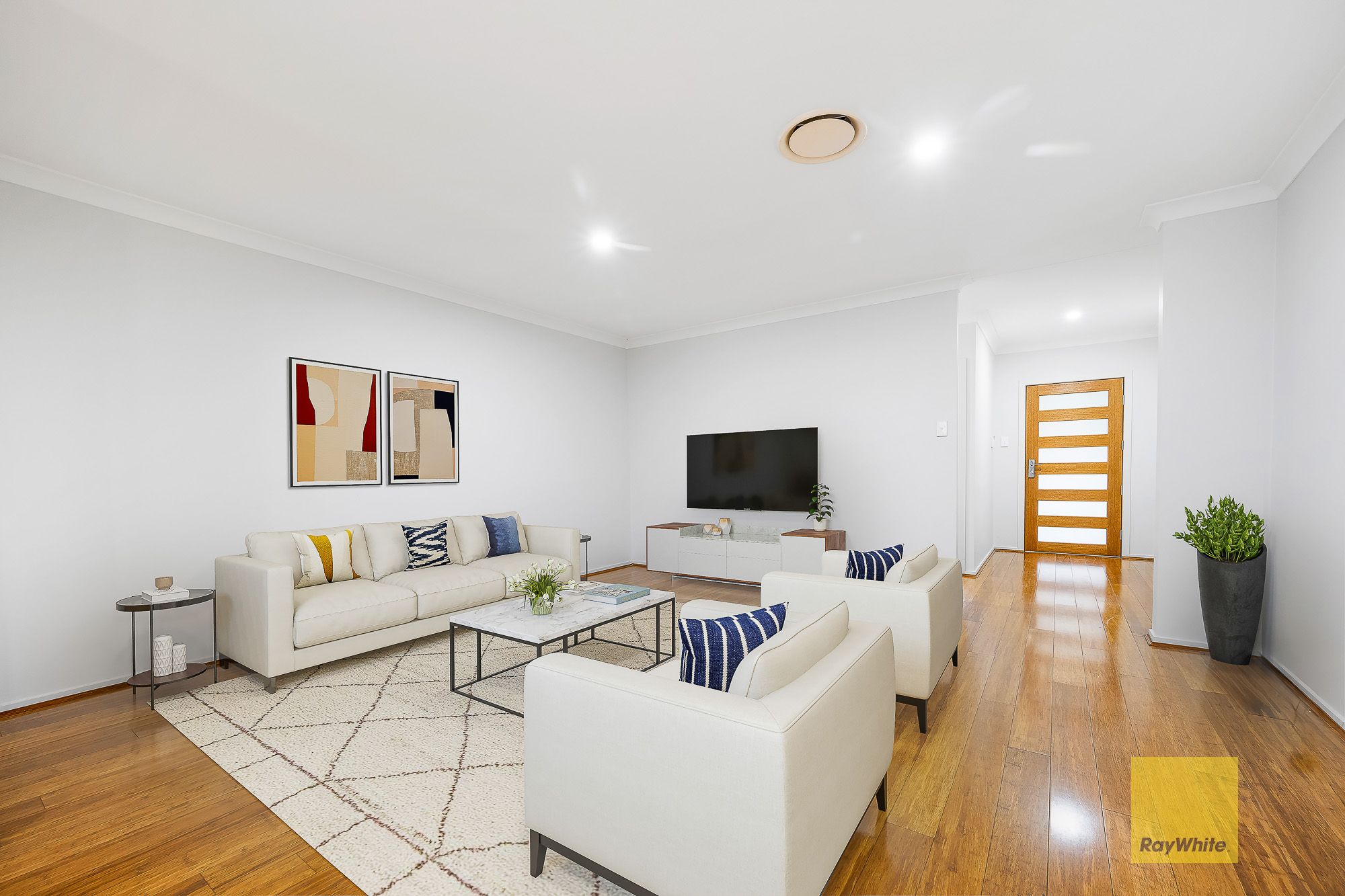 4 Coventry Crescent, Denham Court, NSW 2565