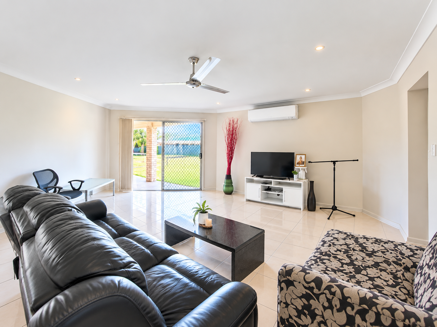 20 Hedley Drive, Woolmar, QLD 4515