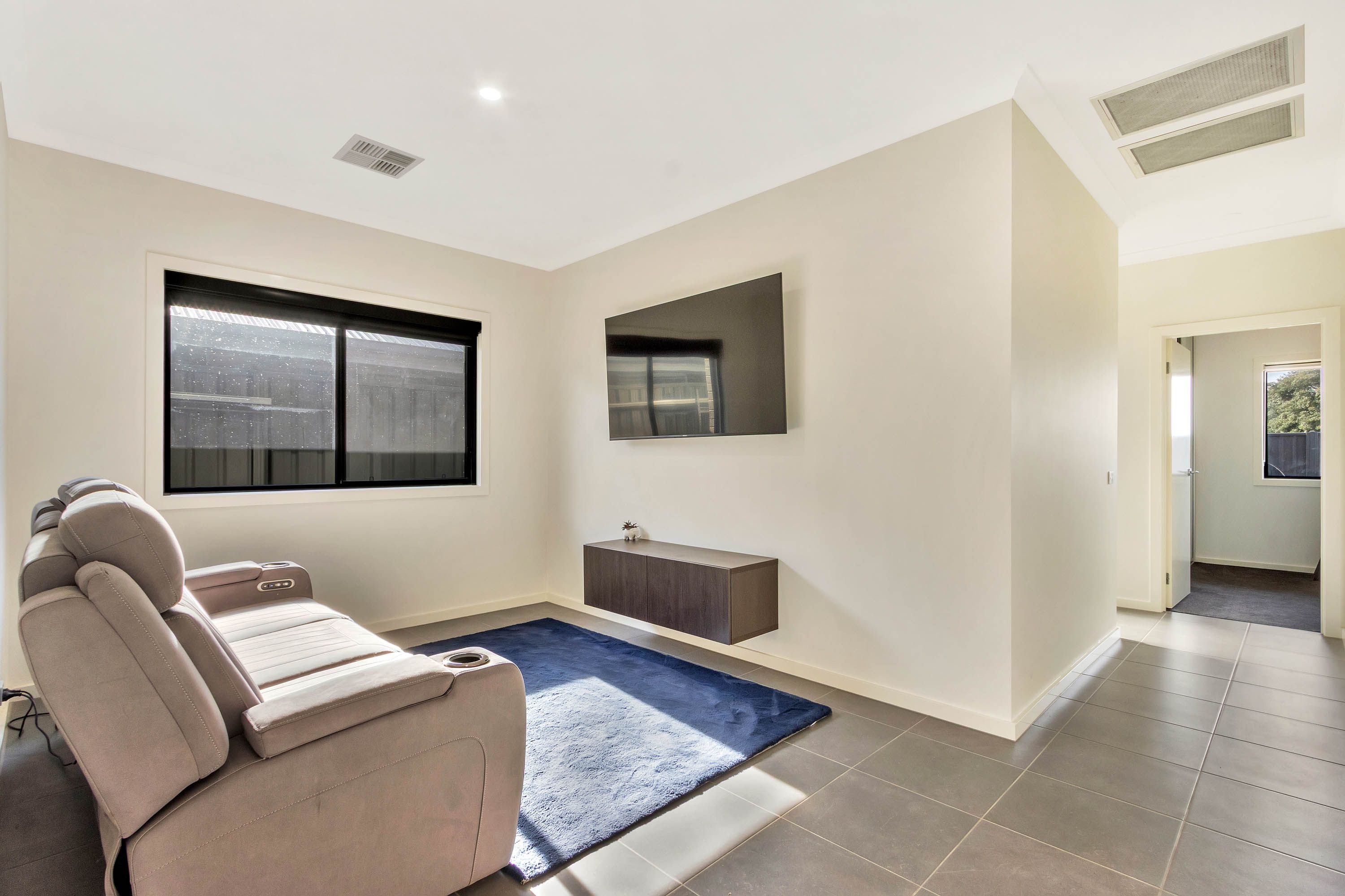 6 Frome Road — photo 12 of 23