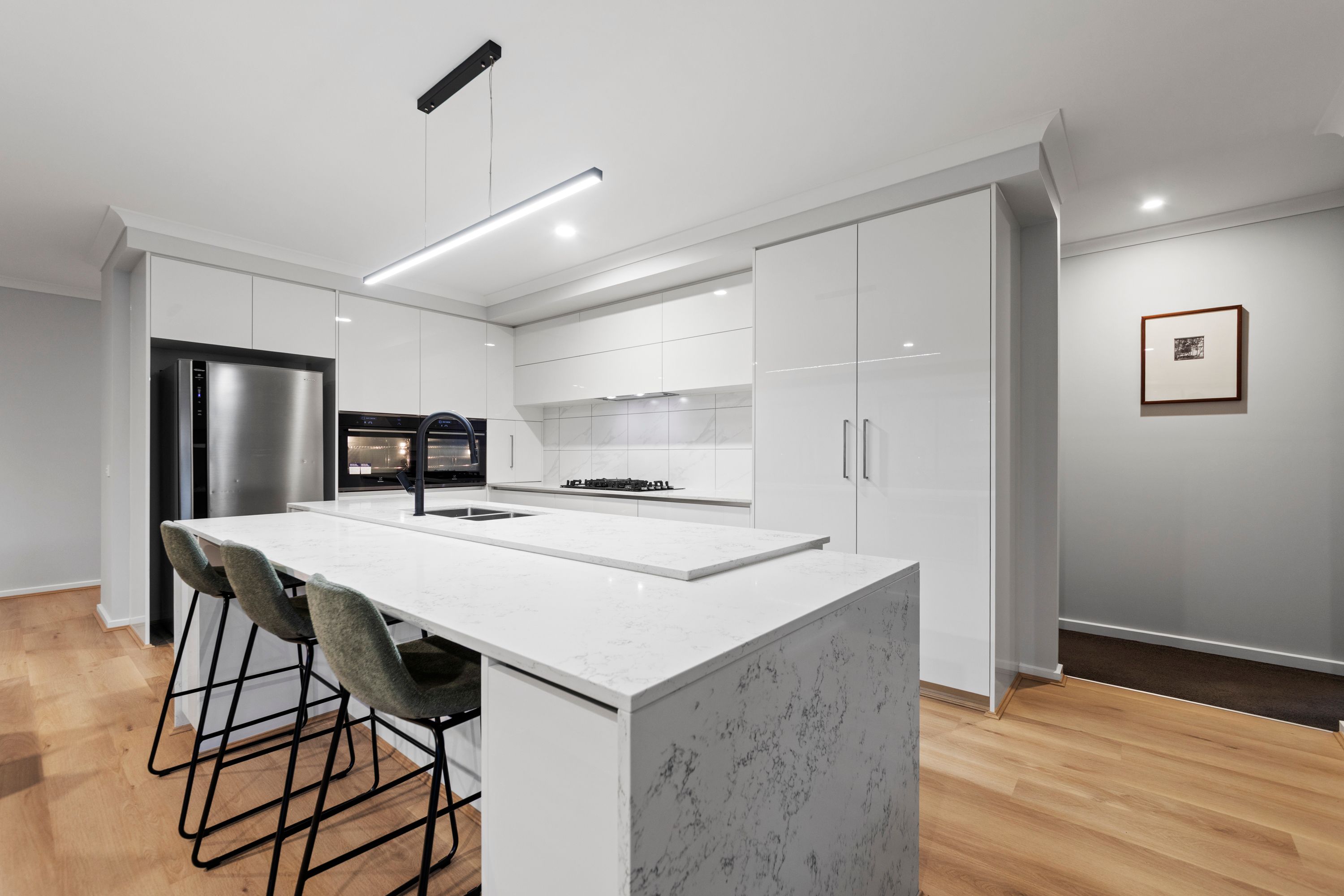 43 Altera Crescent — photo 3 of 30